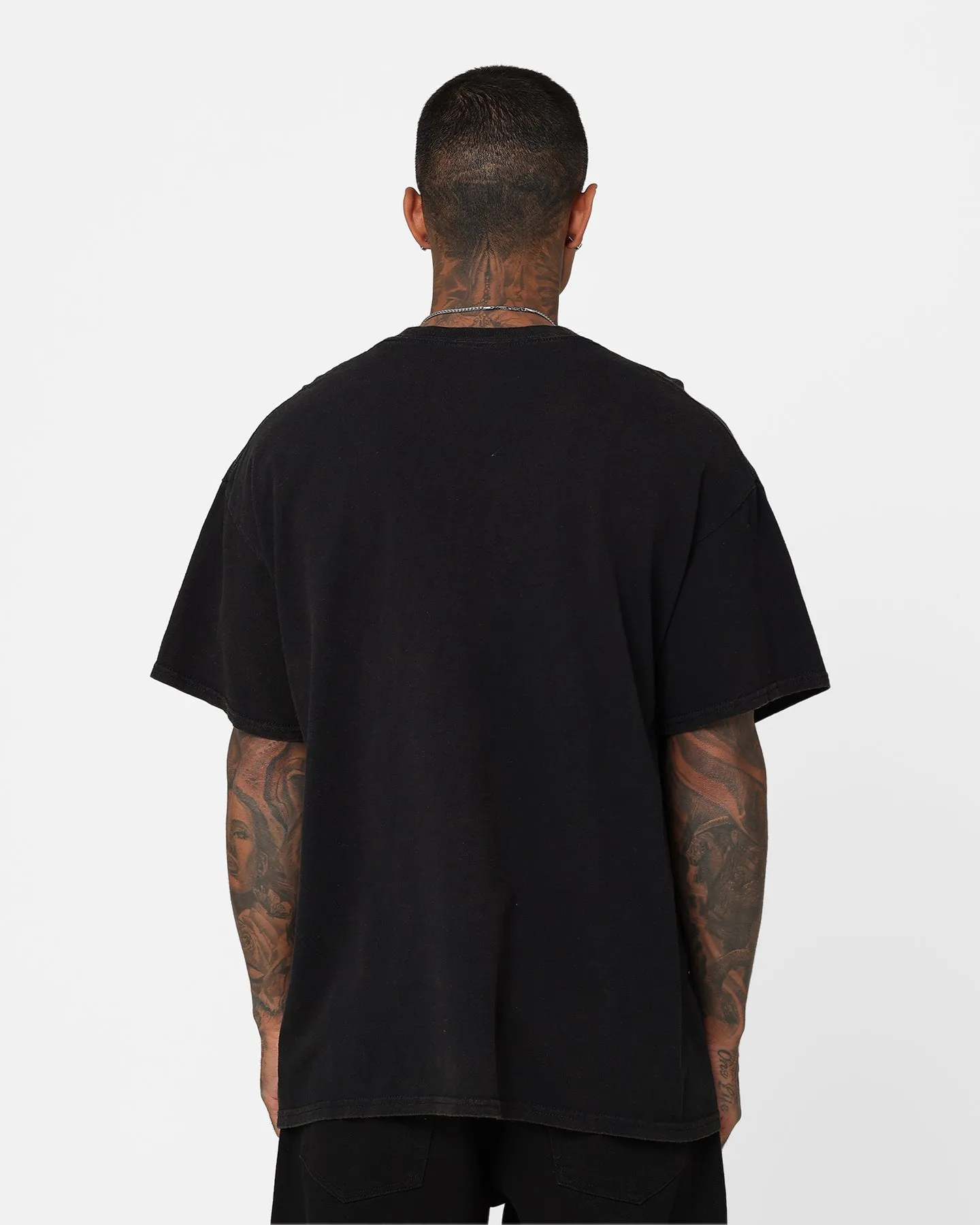 Trendy Look Goat Crew X Naruto Sasuke Vintage T-Shirt Black Wash