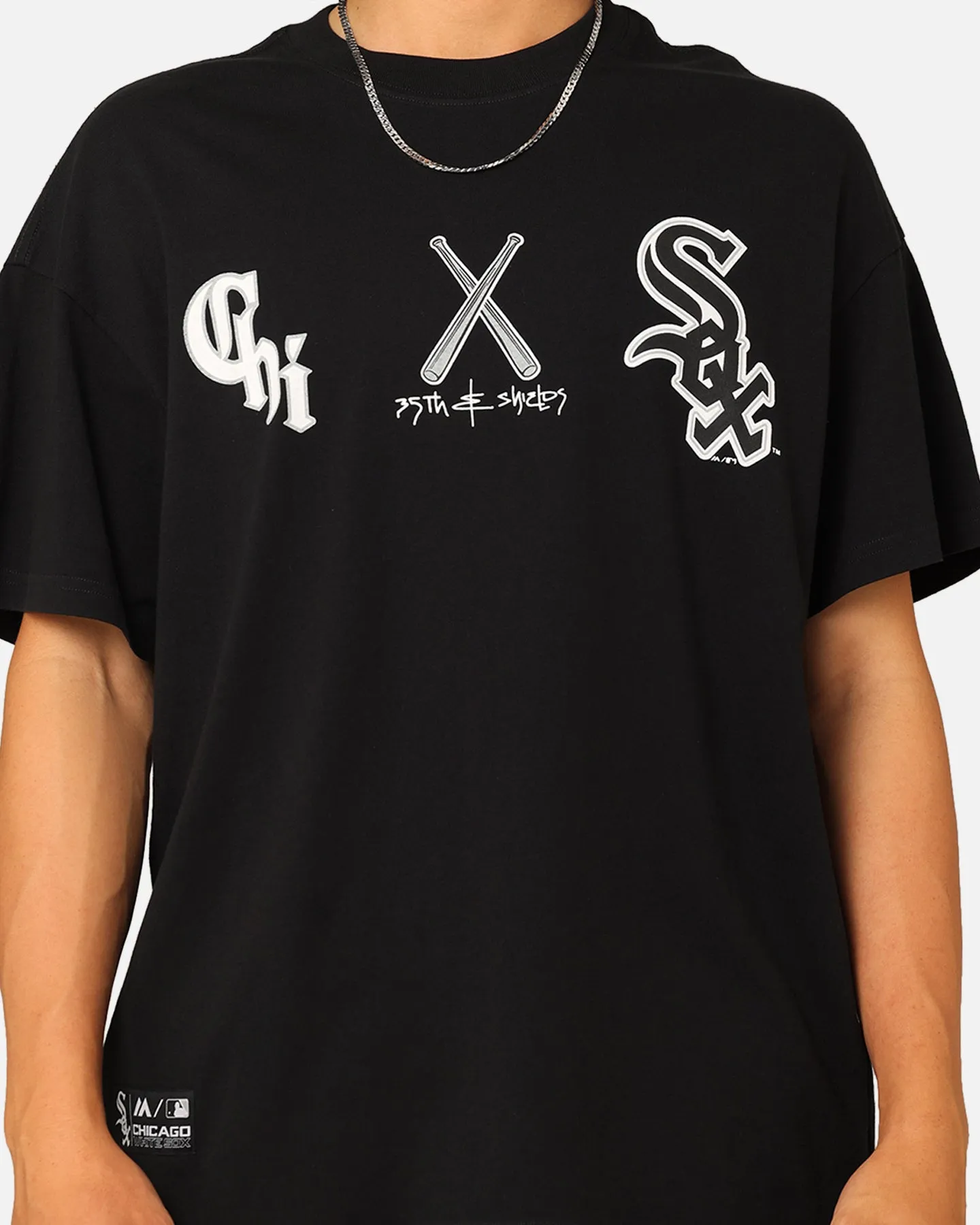 Majestic Athletic Chicago White Sox City Graphic T-Shirt Faded Black Pocket Detailing