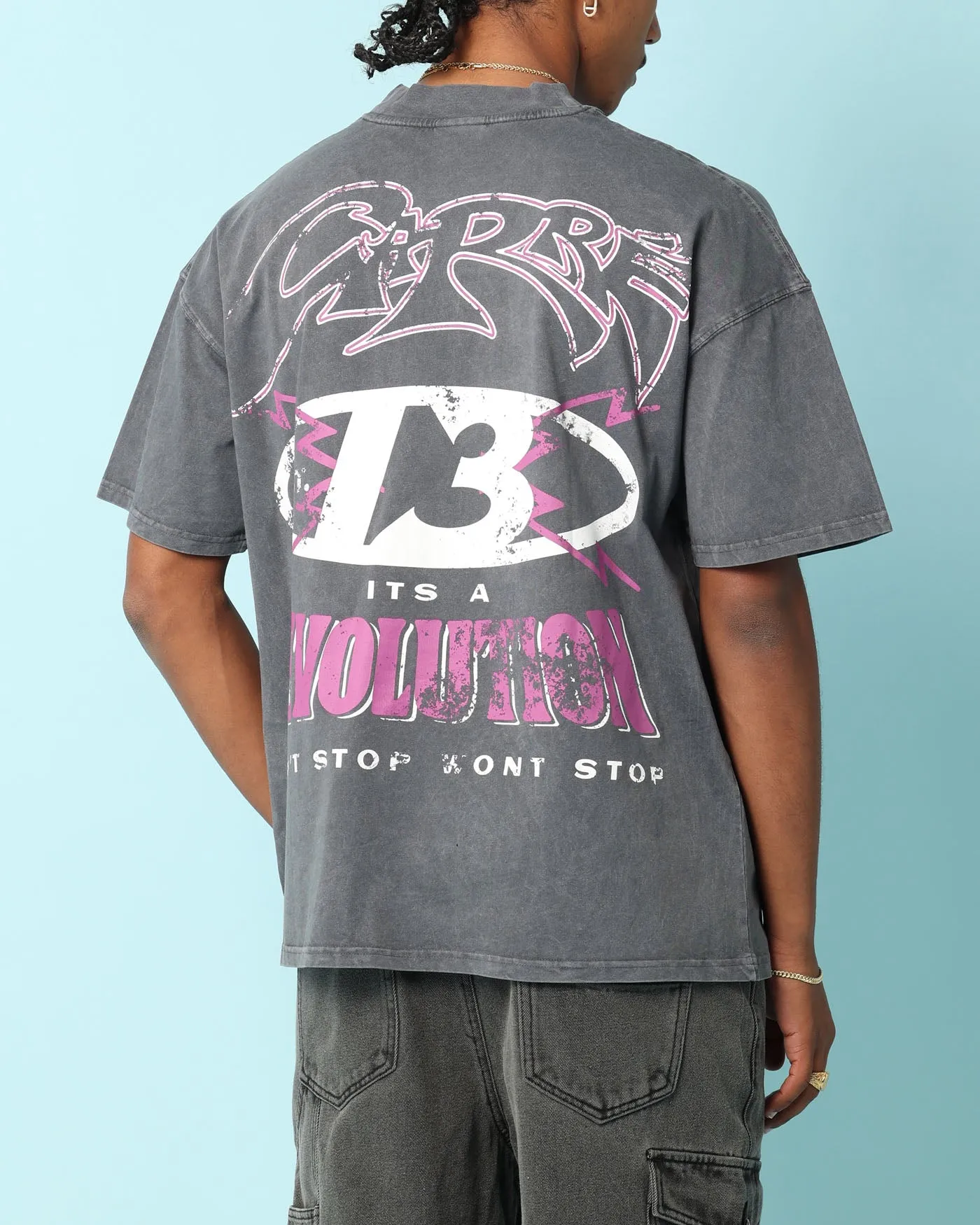Carr?? Revolution 13 Oversized T-Shirt Vintage Black Reinforced Shoulder Stitching Comfort Design