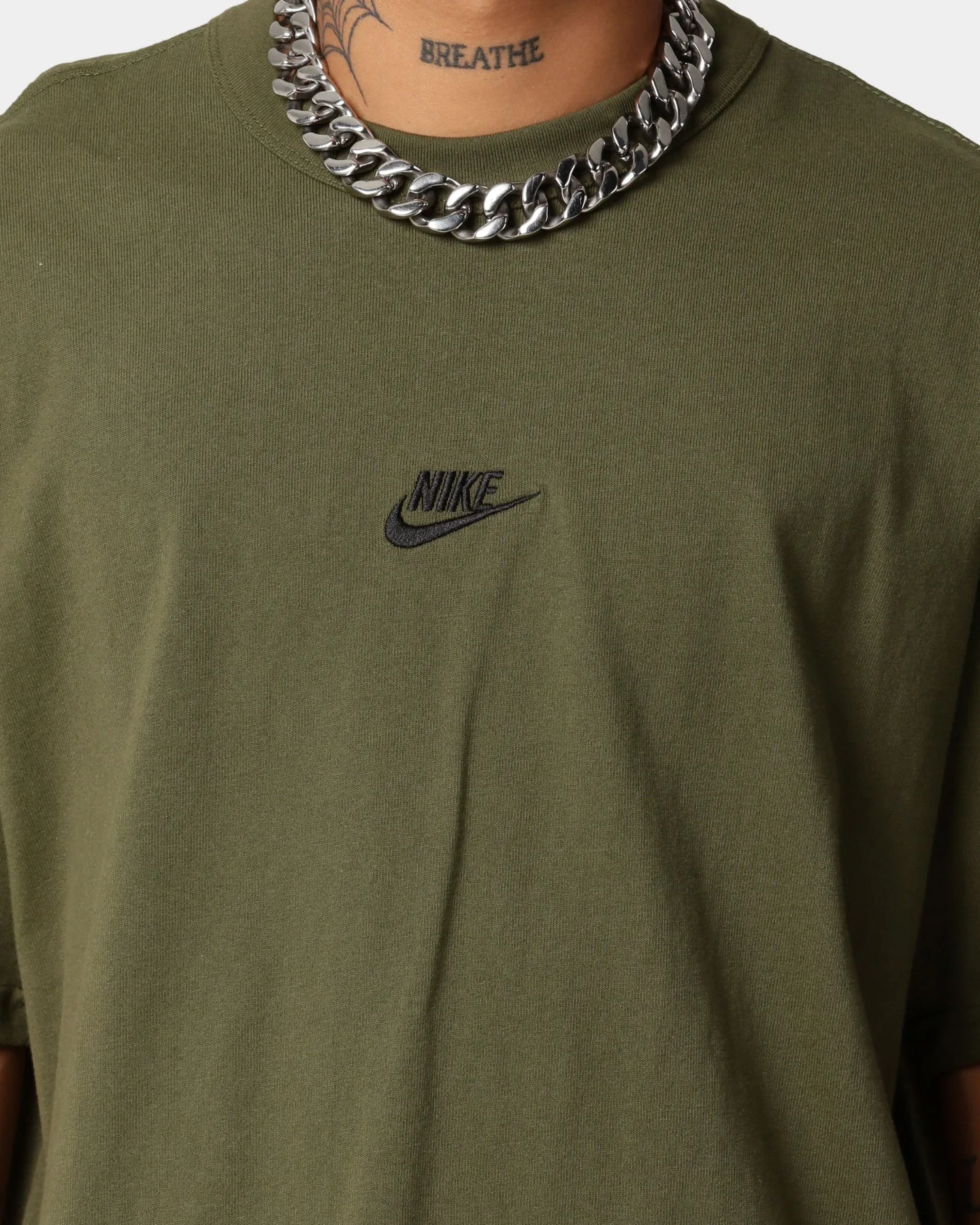 Nike Sportswear Premium Essential T-Shirt Rough Green Airflow Ventilation System Comfortable and Chic