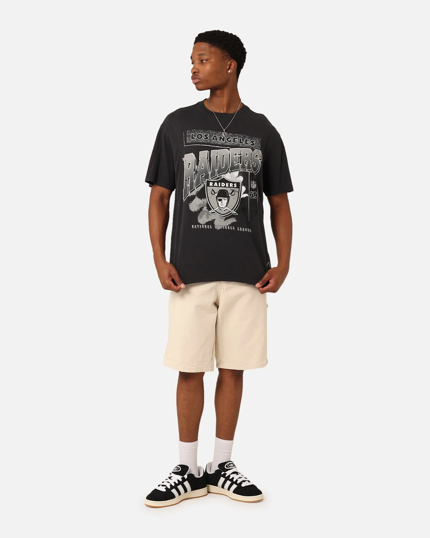 Beach relaxation Chic and Soft Mitchell & Ness Los Angeles Raiders Brush Off 2.0 T-Shirt Faded Black