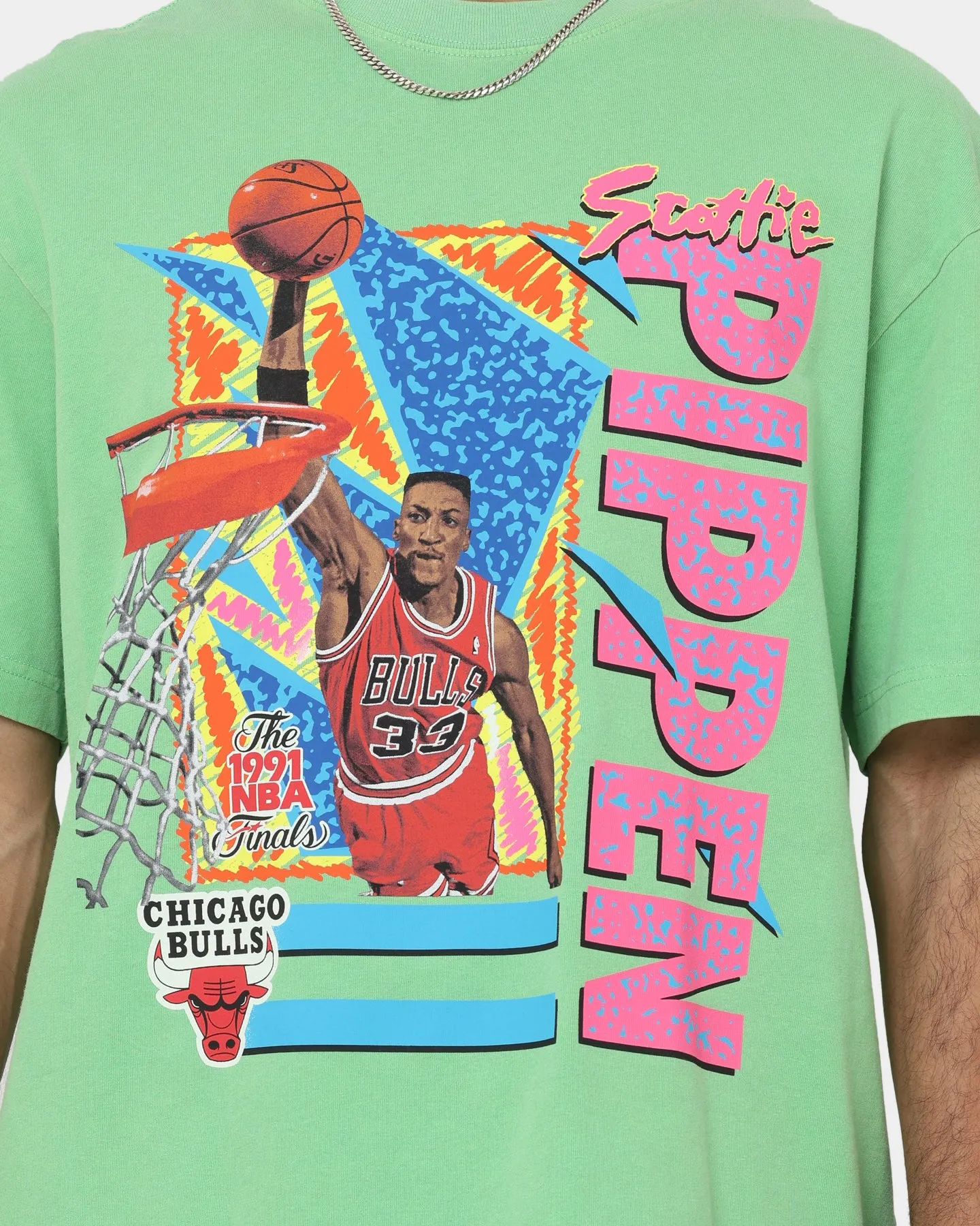 Mitchell & Ness Scottie Pippen Chicago Bulls Player Vibes T-Shirt Neon Green Simple Fit