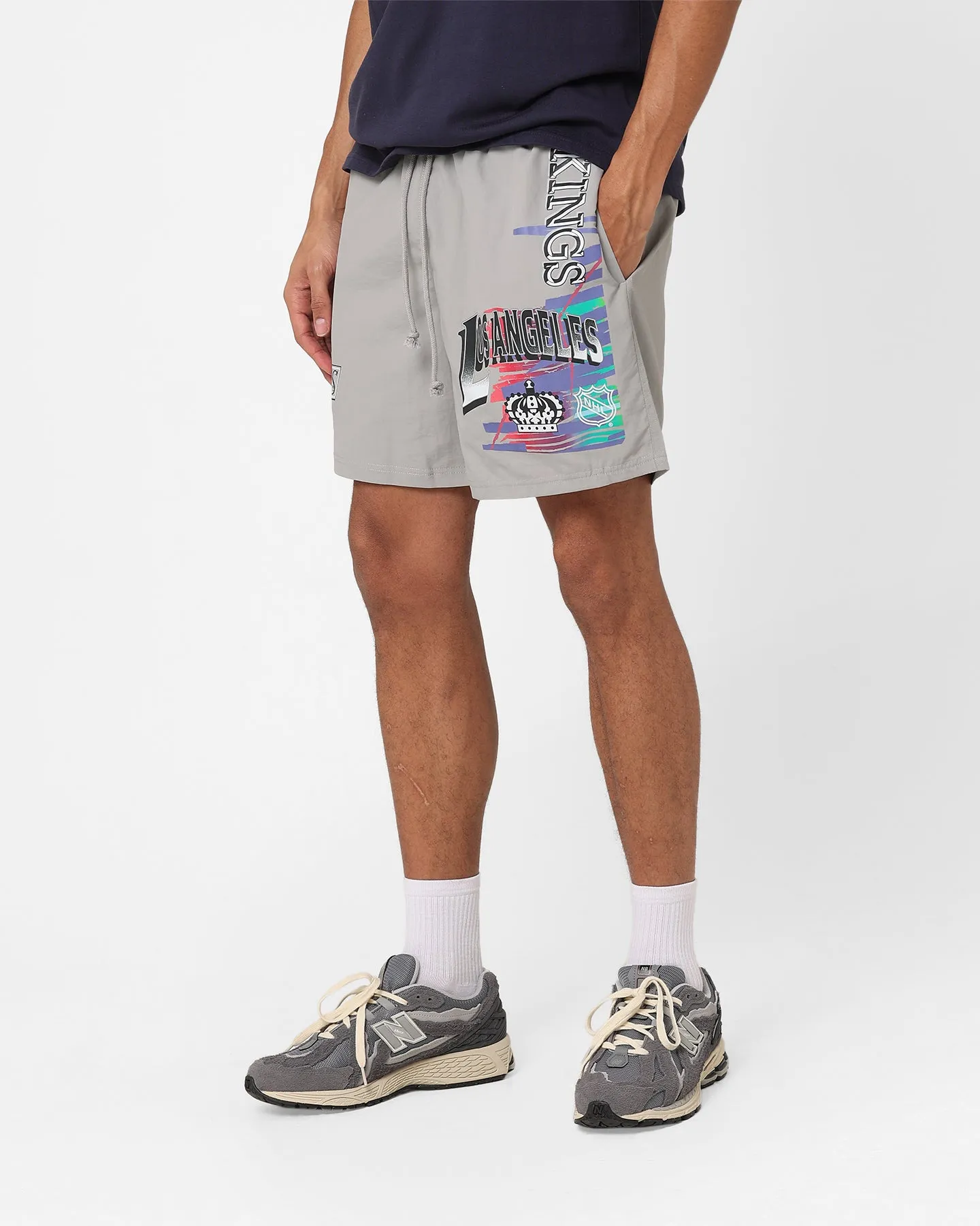 Mitchell & Ness Los Angeles Kings Nylon Shorts Grey Travel Light