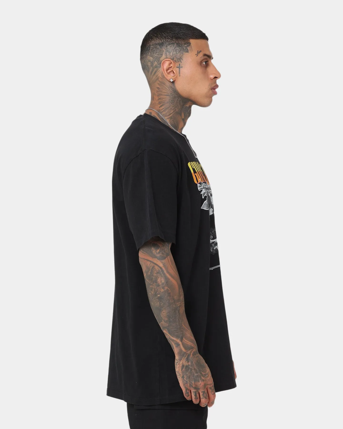 Fashion and Comfort Gun N Roses Skull Split Vintage T-Shirt Washed Black