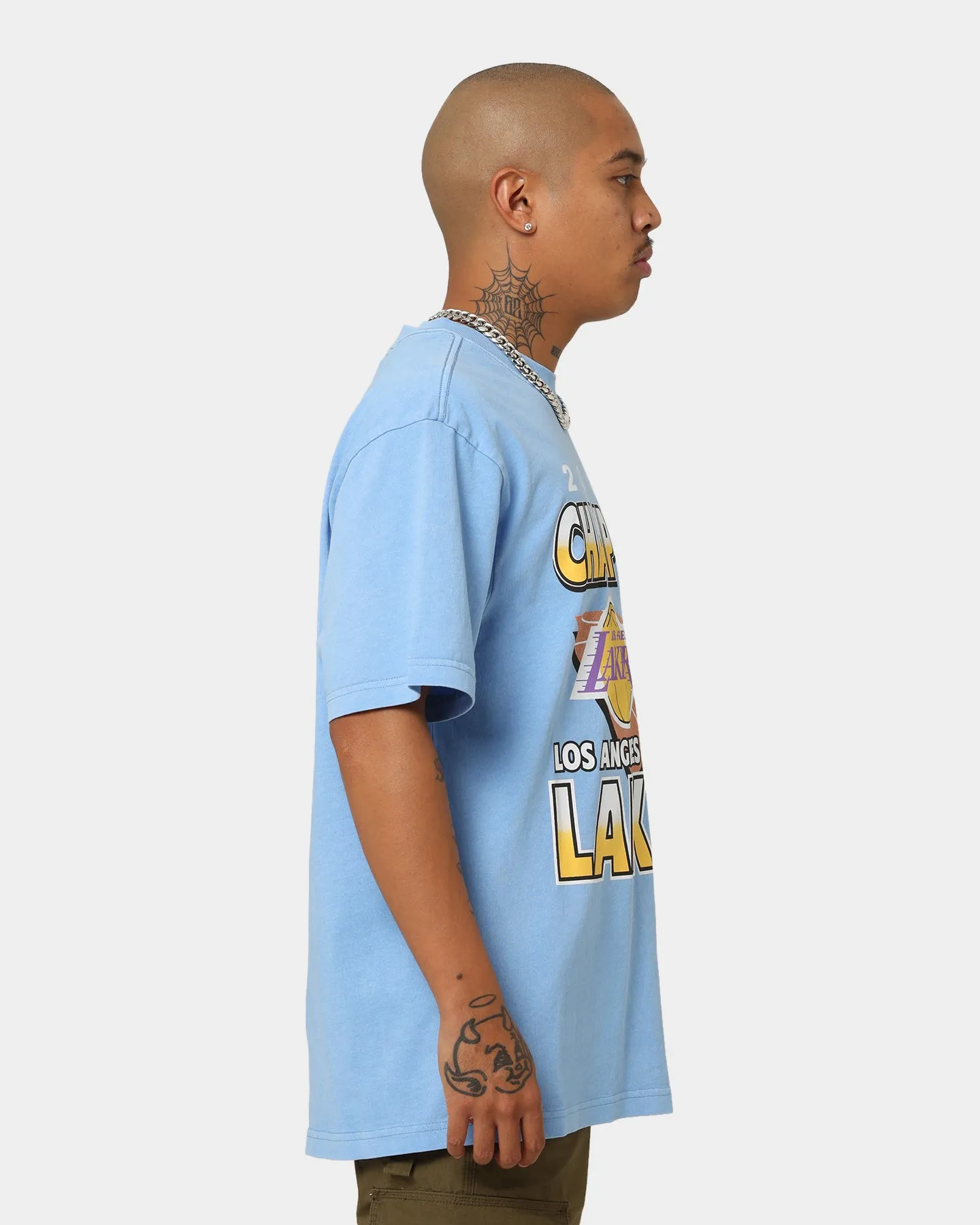 Mitchell & Ness Los Angeles Lakers On Court T-Shirt Blue Stretchable Fabric Durable Knit Structure