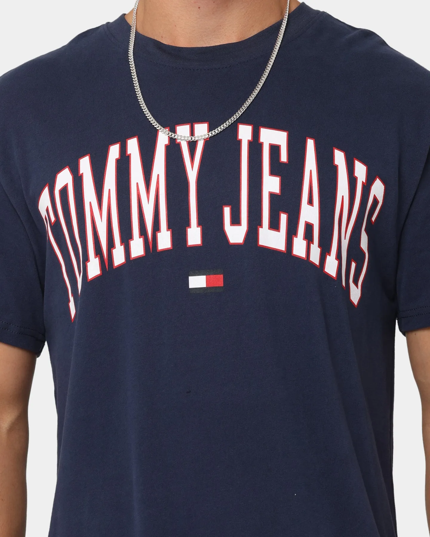 Tommy Jeans TJM Classic Collegiate T-Shirt Twilight Navy Chic Wearable