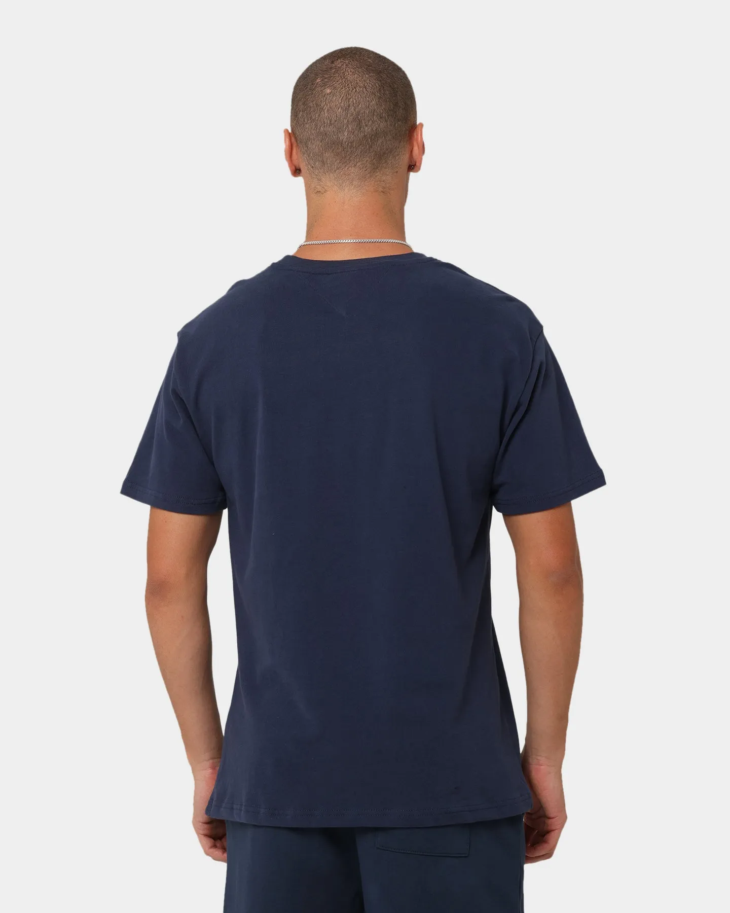 Cozy Wardrobe Tommy Jeans TJM Classic Collegiate T-Shirt Twilight Navy