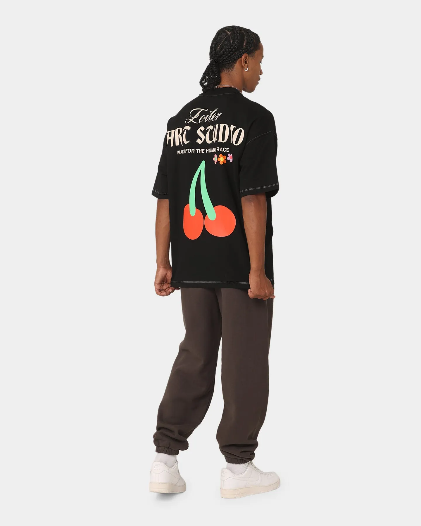 Daily Trend Look Fashion Layer Loiter Studio Oversized T-Shirt Black