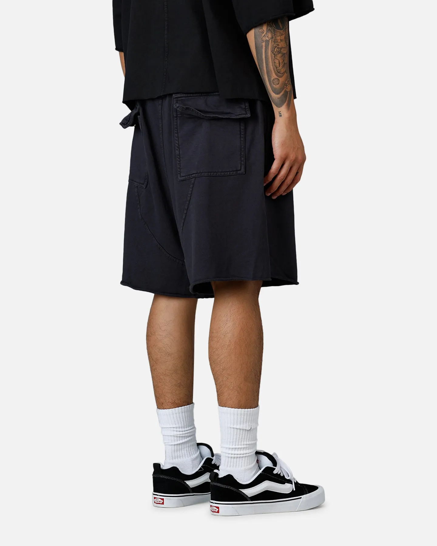 MNML Oversized Cargo Sweat Shorts Rust Sport Fit Basic Look