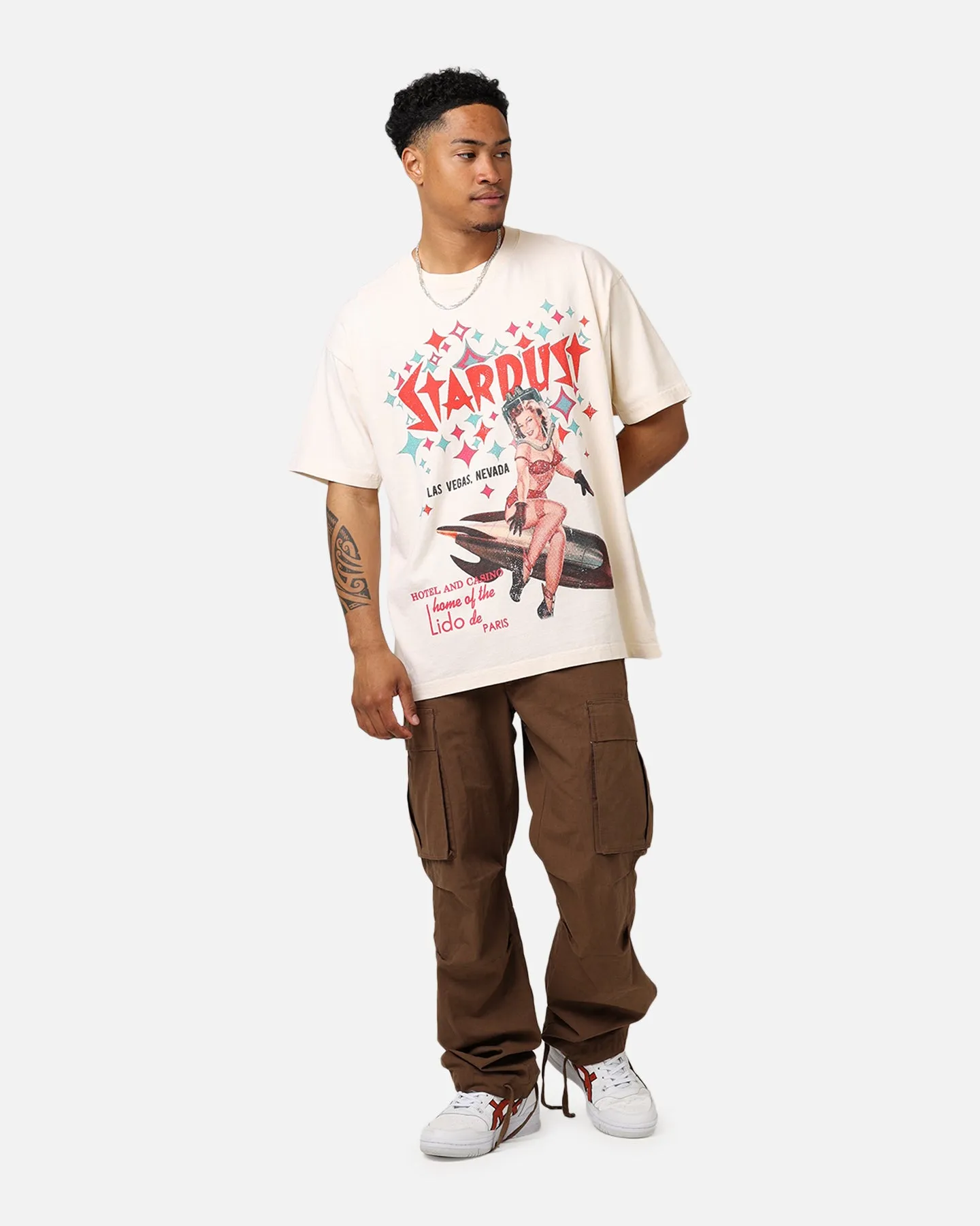 SeamlessConstruction Smooth Neckline American Thrift Stardust Casino Vintage T-Shirt White