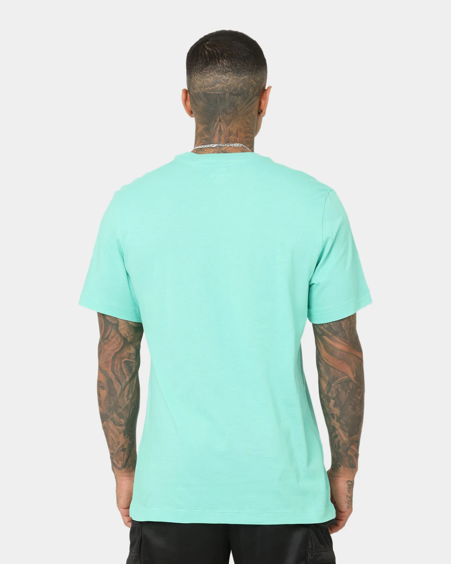 Nike Nike Sportswear Club T-Shirt Light Menta Bold Comfort Easy Care