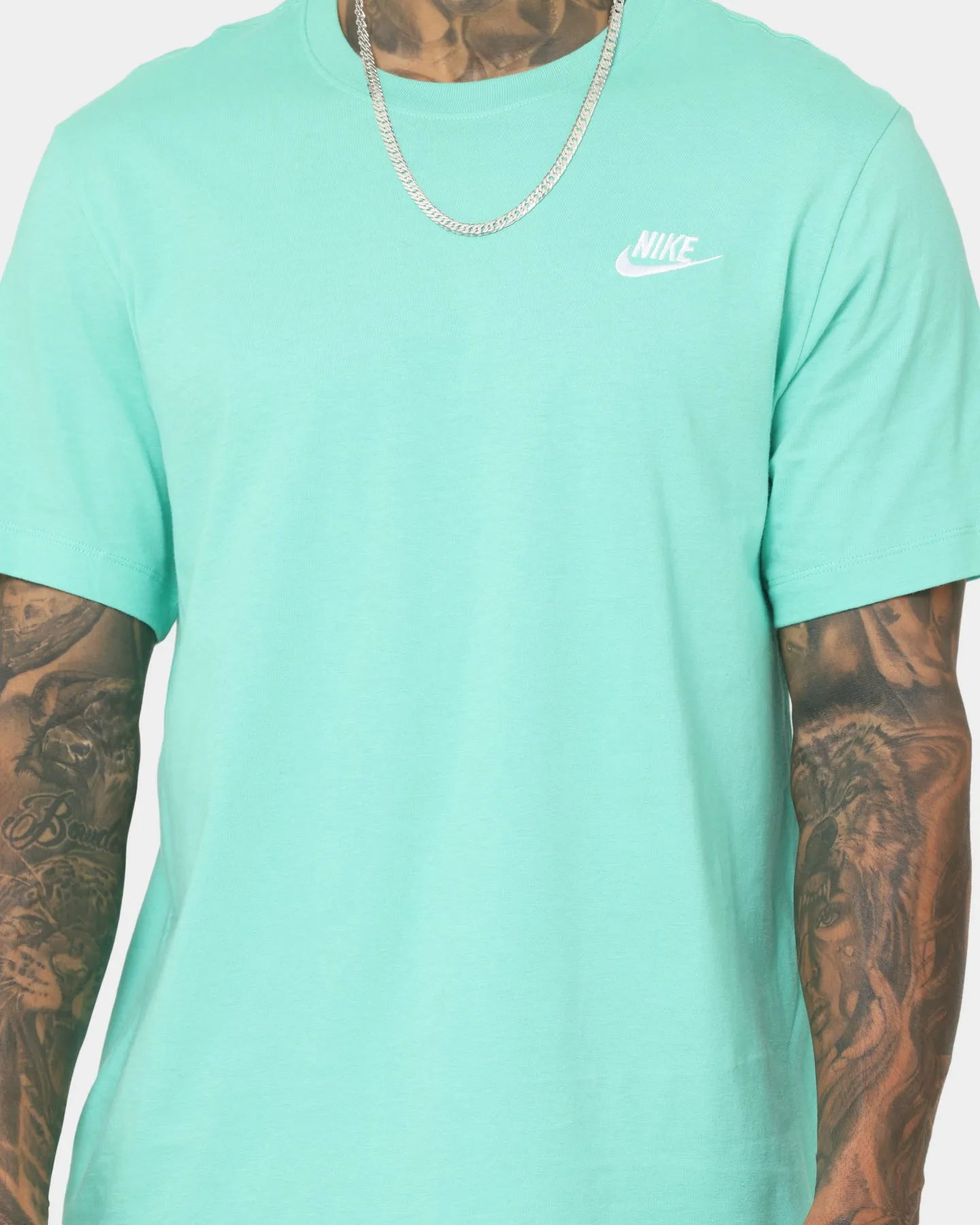Nike Nike Sportswear Club T-Shirt Light Menta Breathable Look