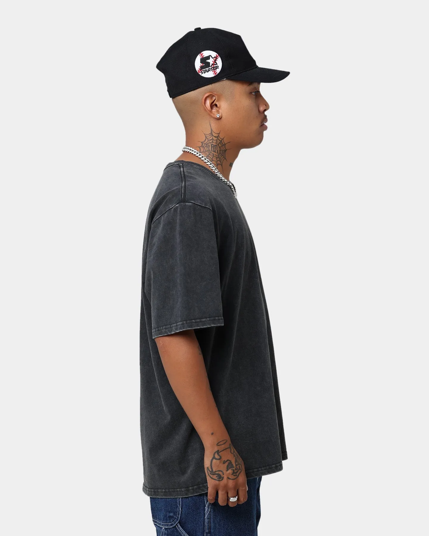 Fashion-Forward Look Starter Running Script Vintage T-Shirt Washed Black