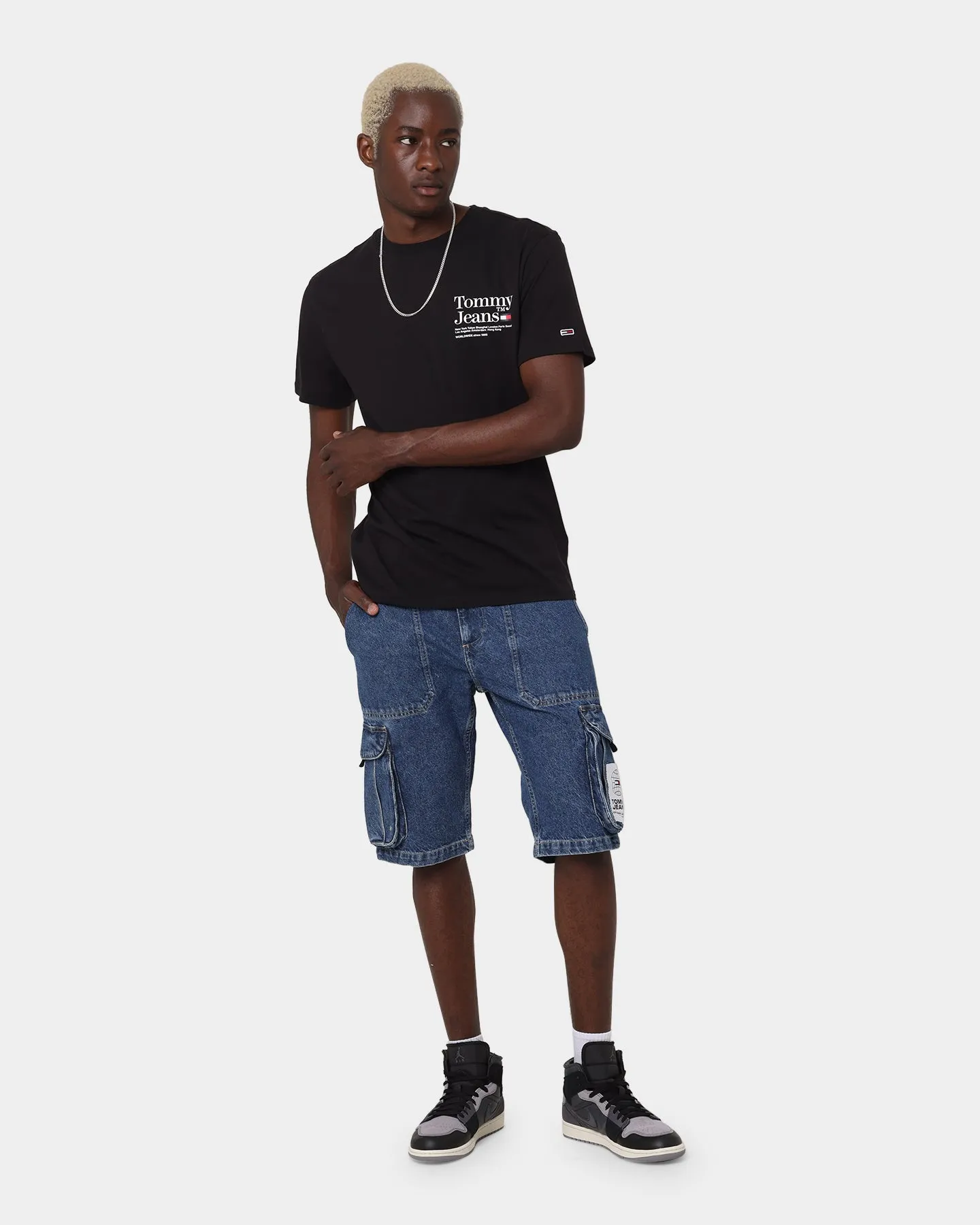 Pastel color Layered Collar Structure Tommy Jeans TJM Tommy Text T-Shirt Black