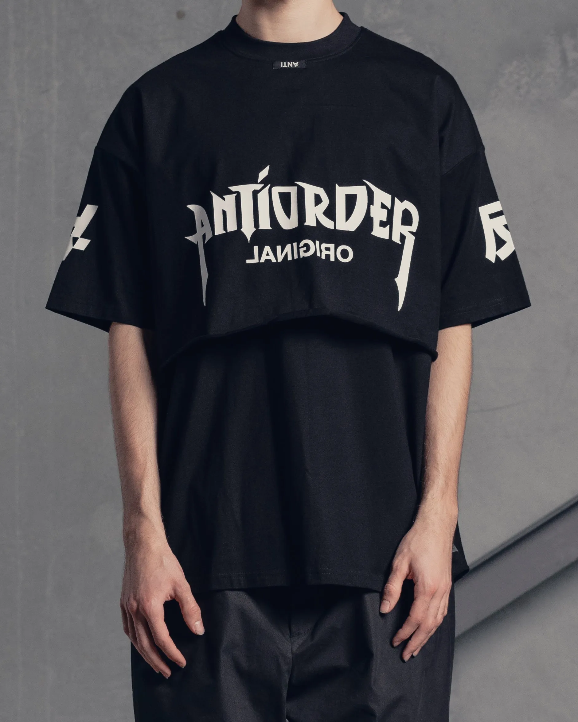 Taped Neckline Fresh and Cool The Anti Order Shibuya Markets Avant Boxy T-Shirt Black