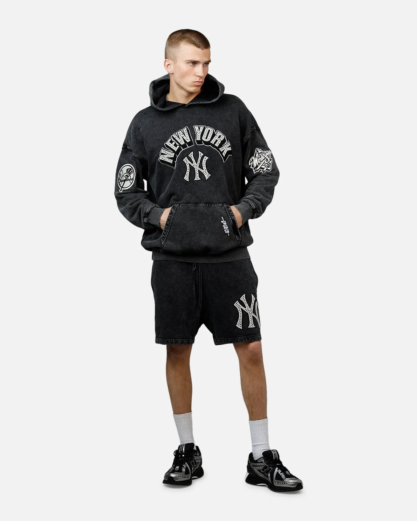 Luxury Brand Low Profile Zipper Pro Standard New York Yankees Raffia Shorts Black Acidwash