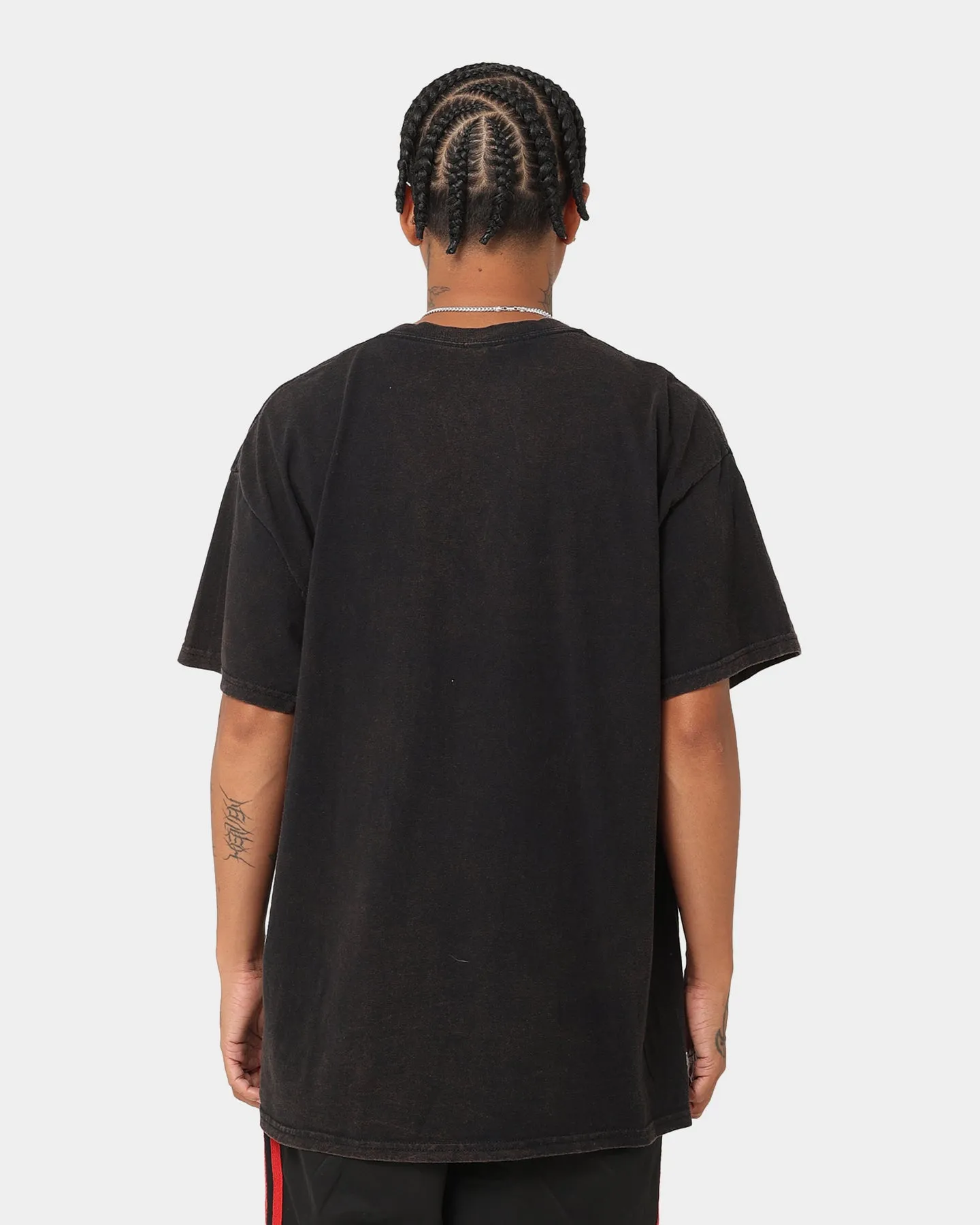 NoSideSeam Comfortable Touch Goat Crew X UFC The Notorious Vintage T-Shirt Black Wash