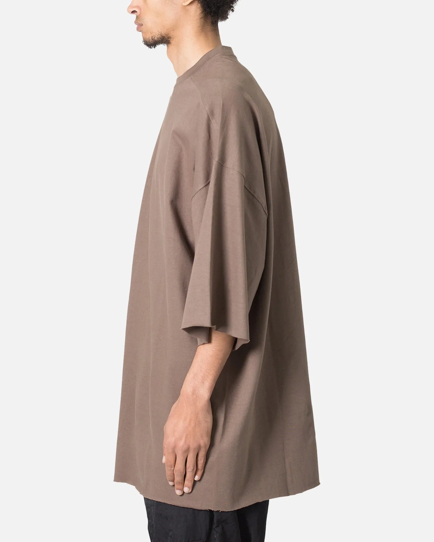 MNML Bat Wing T-Shirt Chocolate Sleek Fit