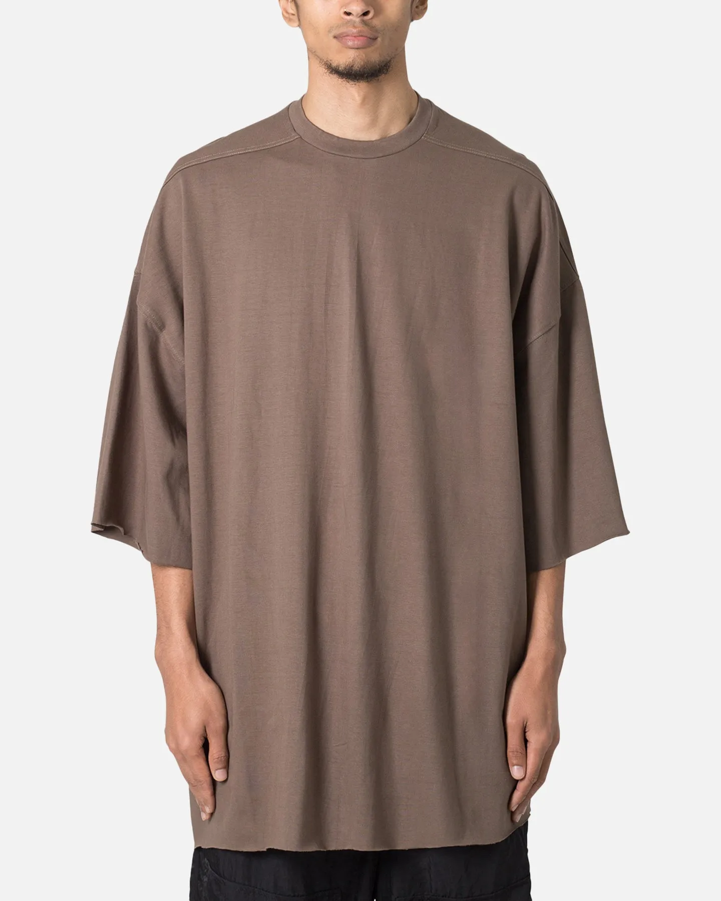 MNML Bat Wing T-Shirt Chocolate Silk combination Essential Look
