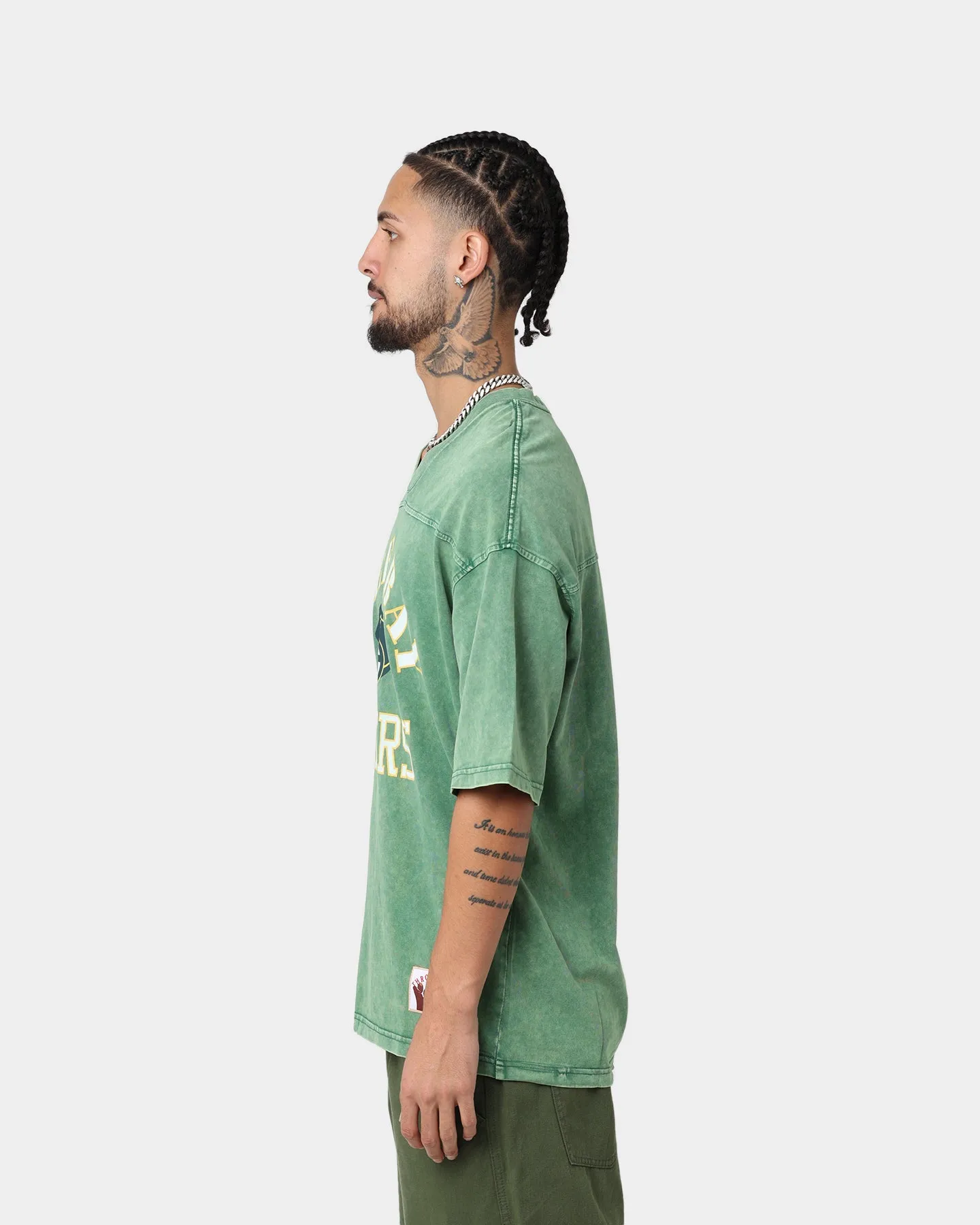coordinate with other items ComfortFirst Mitchell & Ness Green Bay Packers Winners Oversized T-Shirt Bucks Green