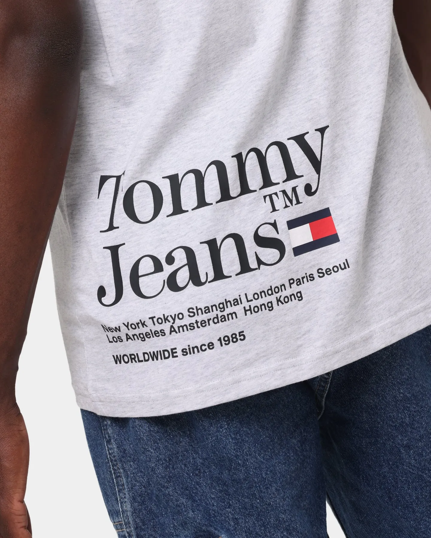 Seam Free Back Minimal Look Tommy Jeans TJM Tommy Text T-Shirt Silver Grey Heather