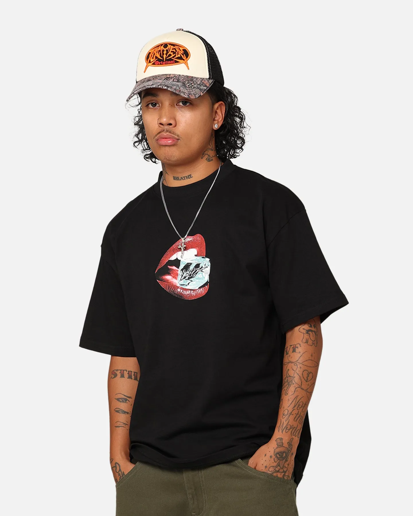 Loiter Cold Lips T-Shirt Black athletic style Cozy Wearable