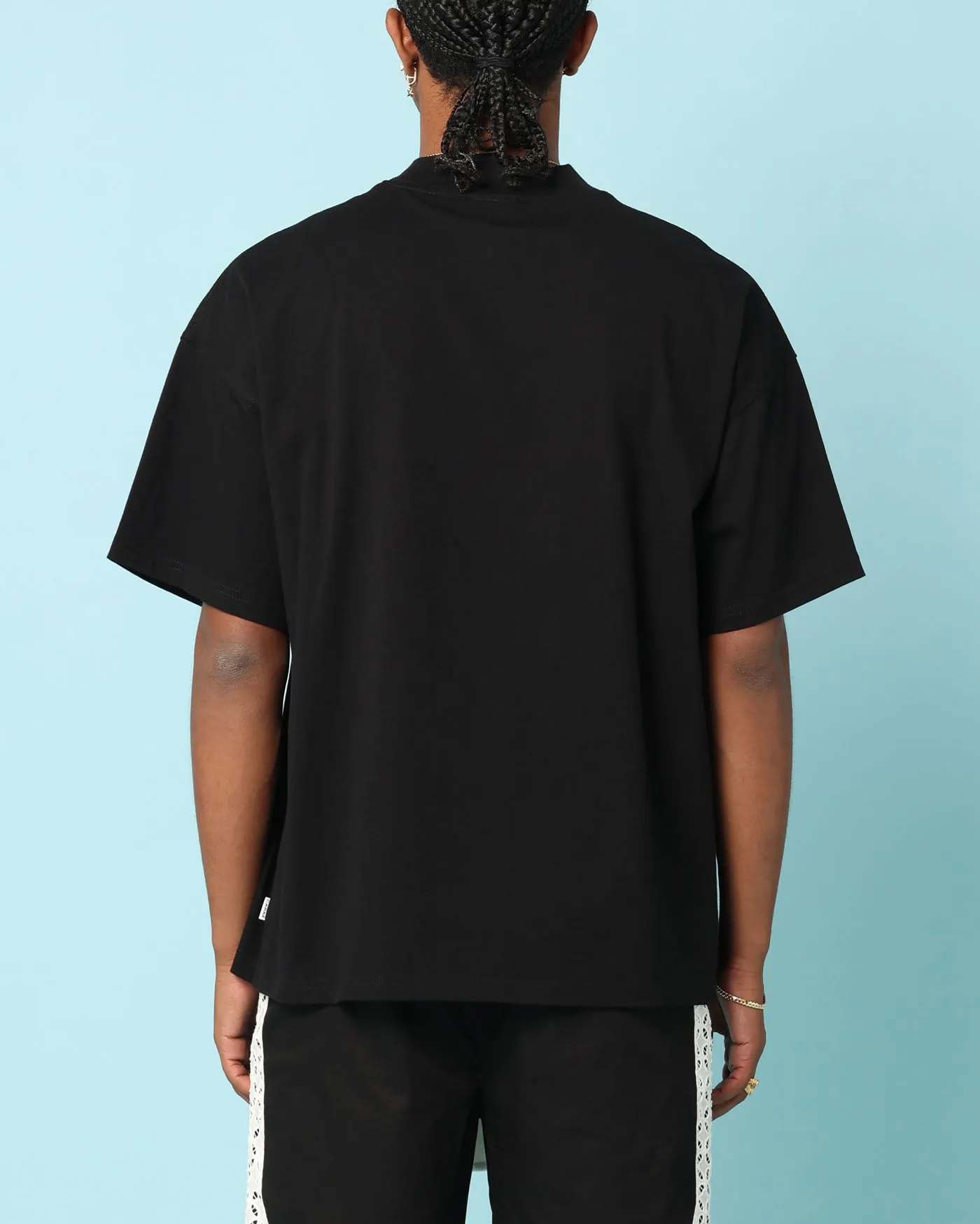 Athletic and Cool Carr?? Stallion Oversized T-Shirt Black
