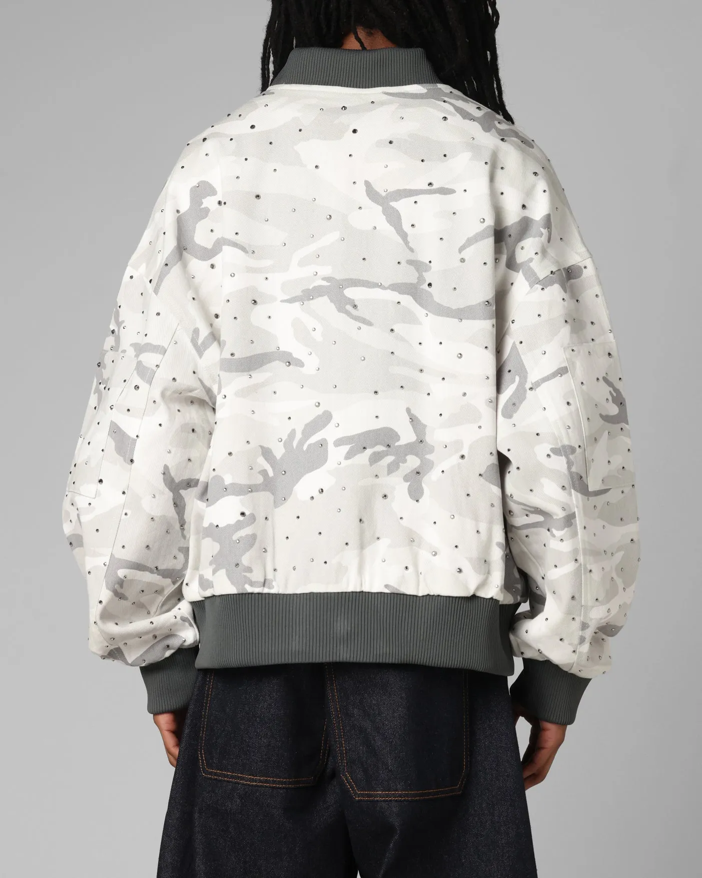 Cooperate artists Loiter Hailstorm Bomber Snow Camo