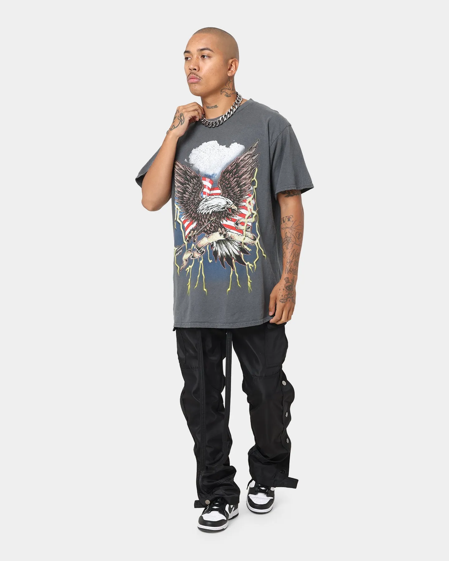 Stylish Wear American Thrift Patriot Storm T-Shirt Off Black
