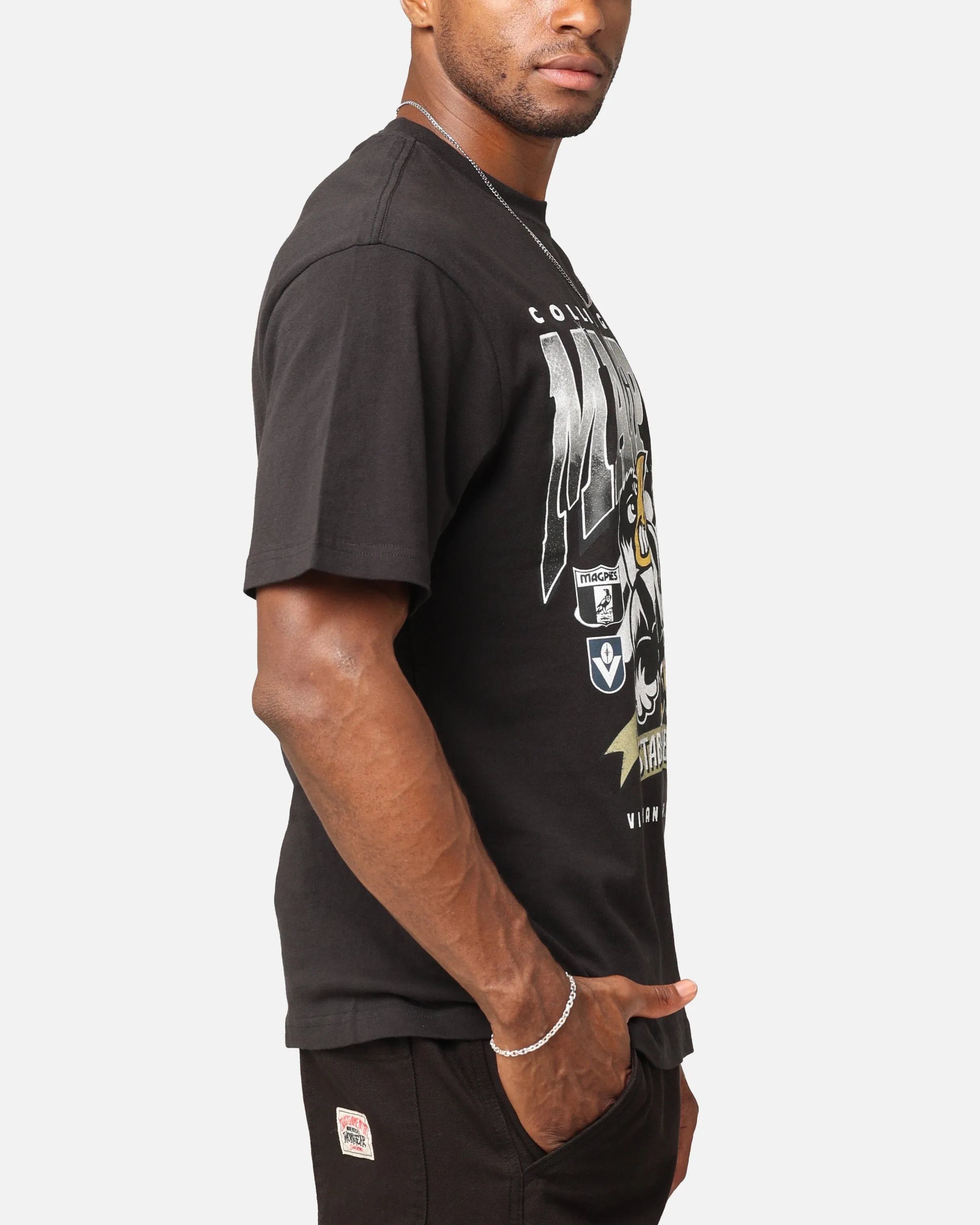 Mitchell & Ness Collingwood Magpies Character T-Shirt Faded Black Eco Friendly Fabric