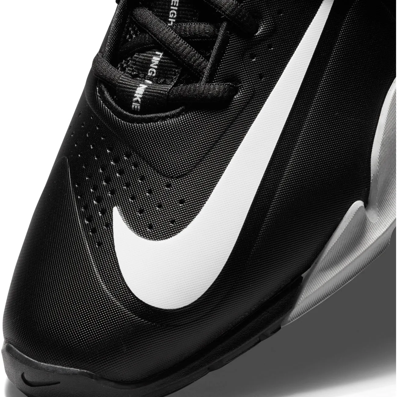 Abrasion Resistant Toe Nike Savaleos