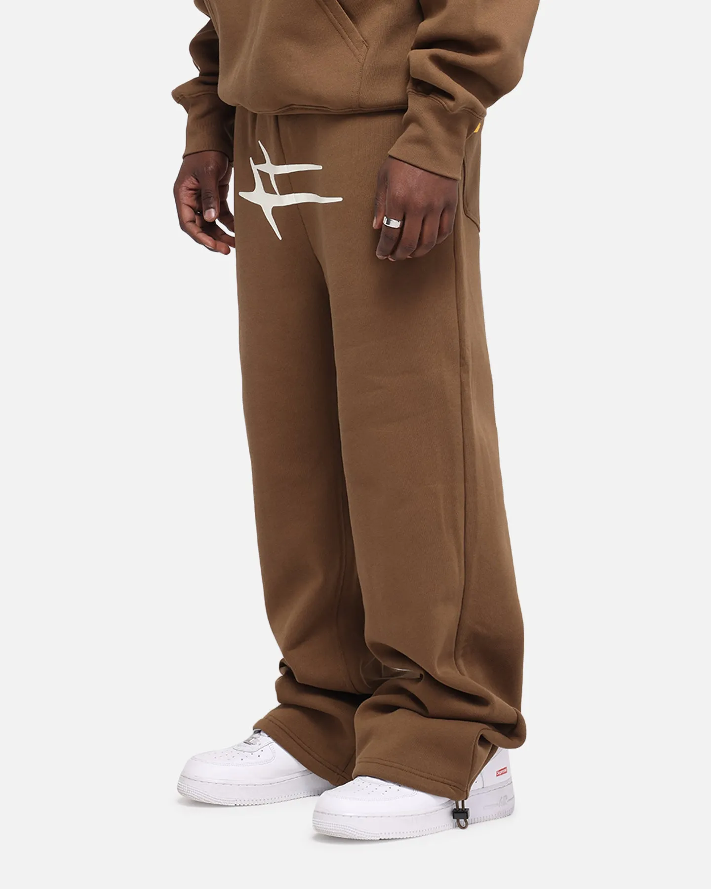 Loiter Hybrid Sweatpants Brown Chic Vibe