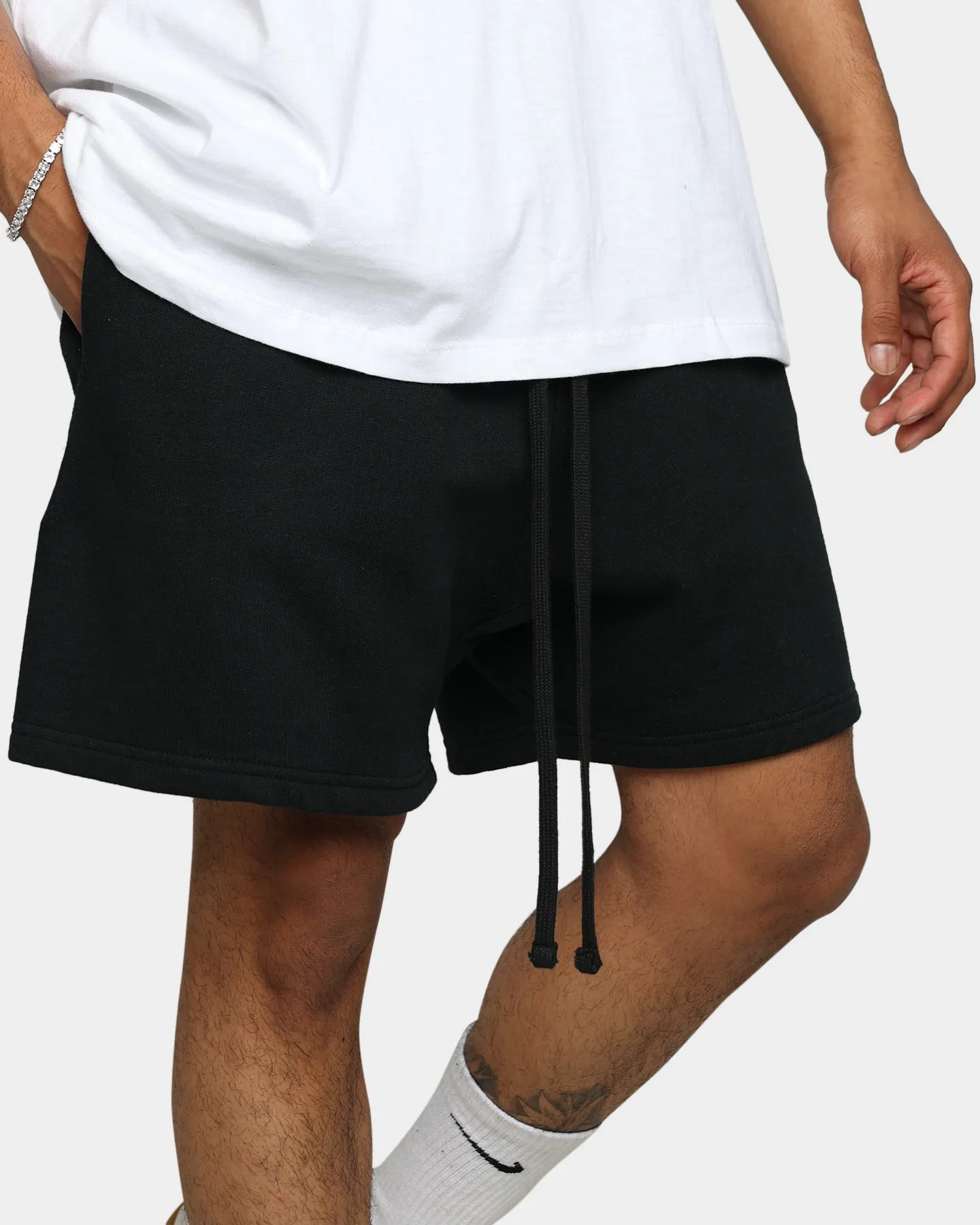 Impact Absorbing Padding MNML Every Day Sweatshorts Black