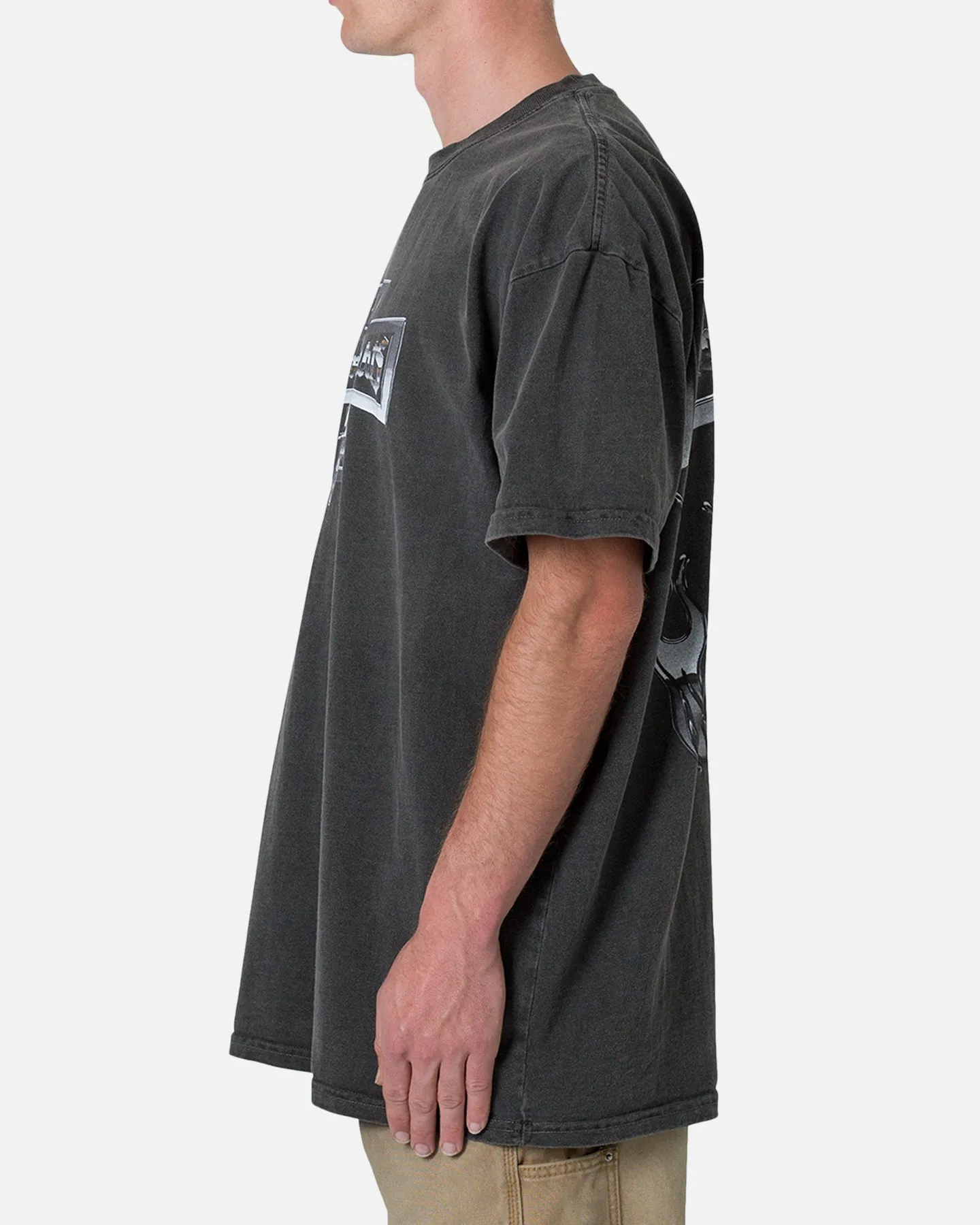 MNML Chrome Knights T-Shirt Washed Black Long Lasting Color DoubleLayeredCollar