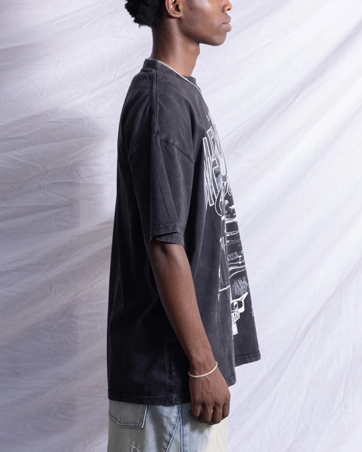 Layered Collar Structure Saint Morta Melbourne Champions Racing T-Shirt Black Acidwash