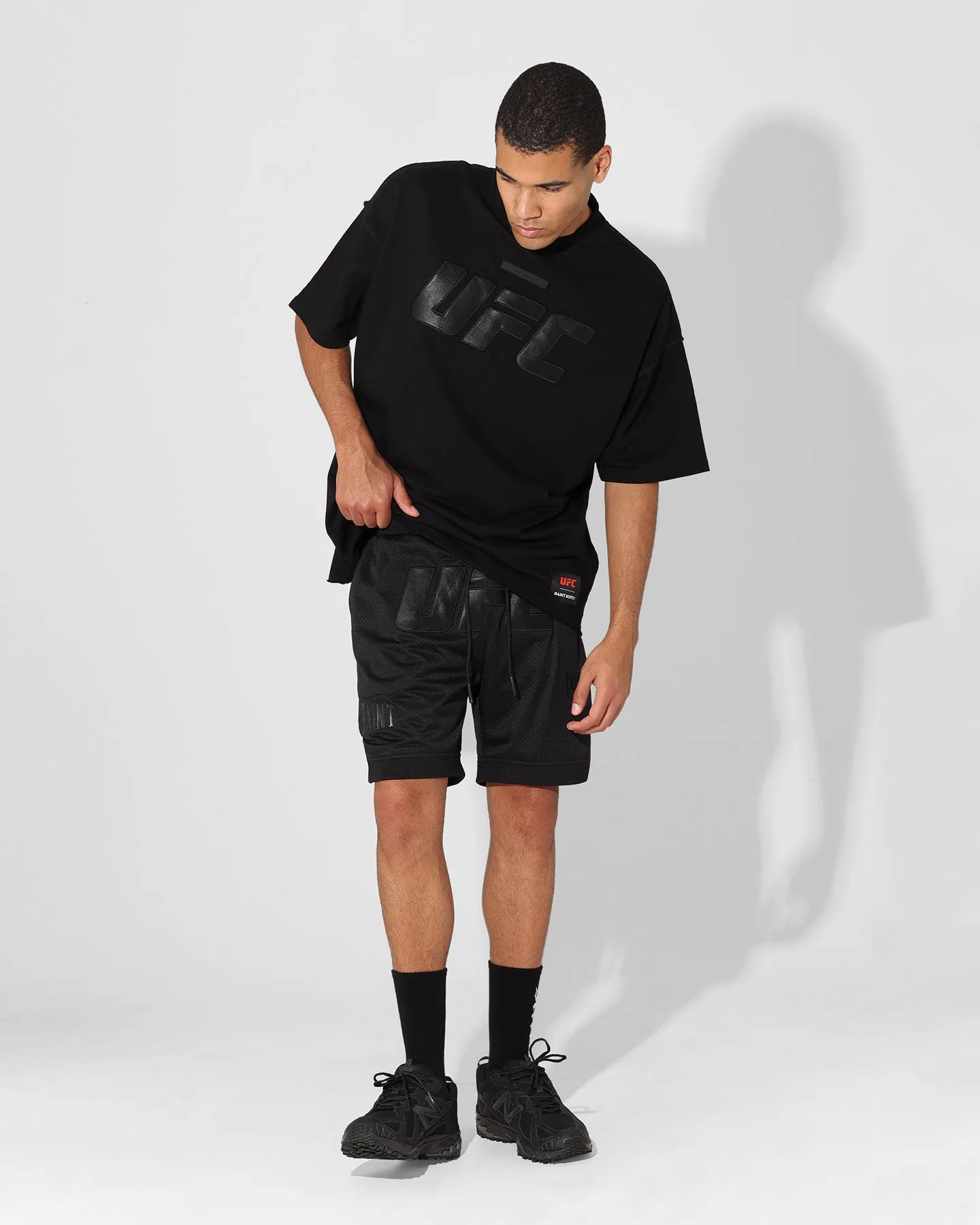 Saint Morta X UFC Boxy Premium T-Shirt Black/Black Relax Outfit Layered Neckline
