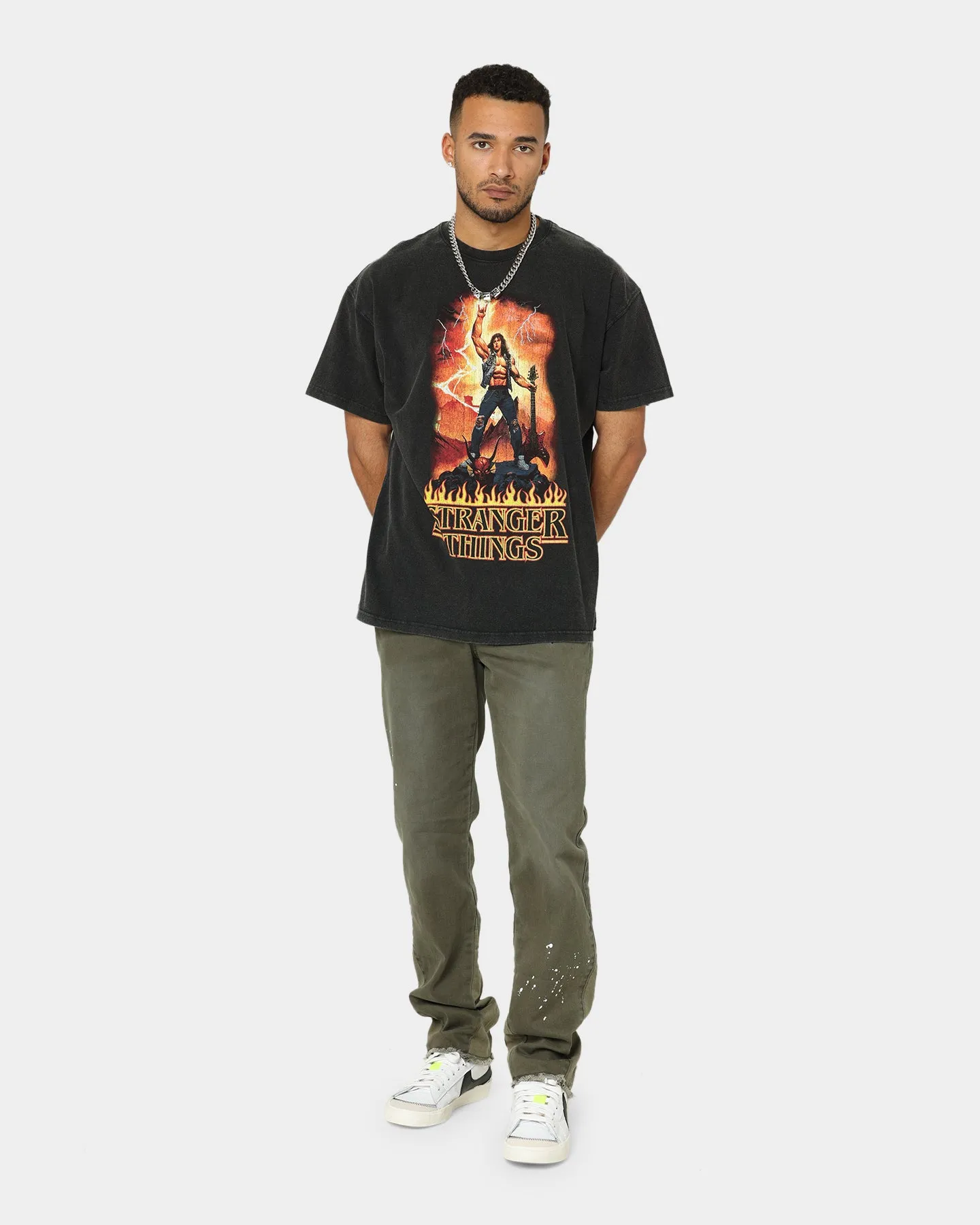 Thermal Regulation Layer Goat Crew X Stranger Things Metal Vintage T-Shirt Vintage Black