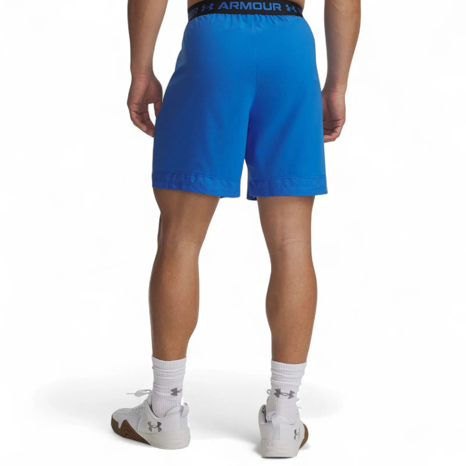 finance industry Under Armour Vanish Mens Woven 6" Shorts
