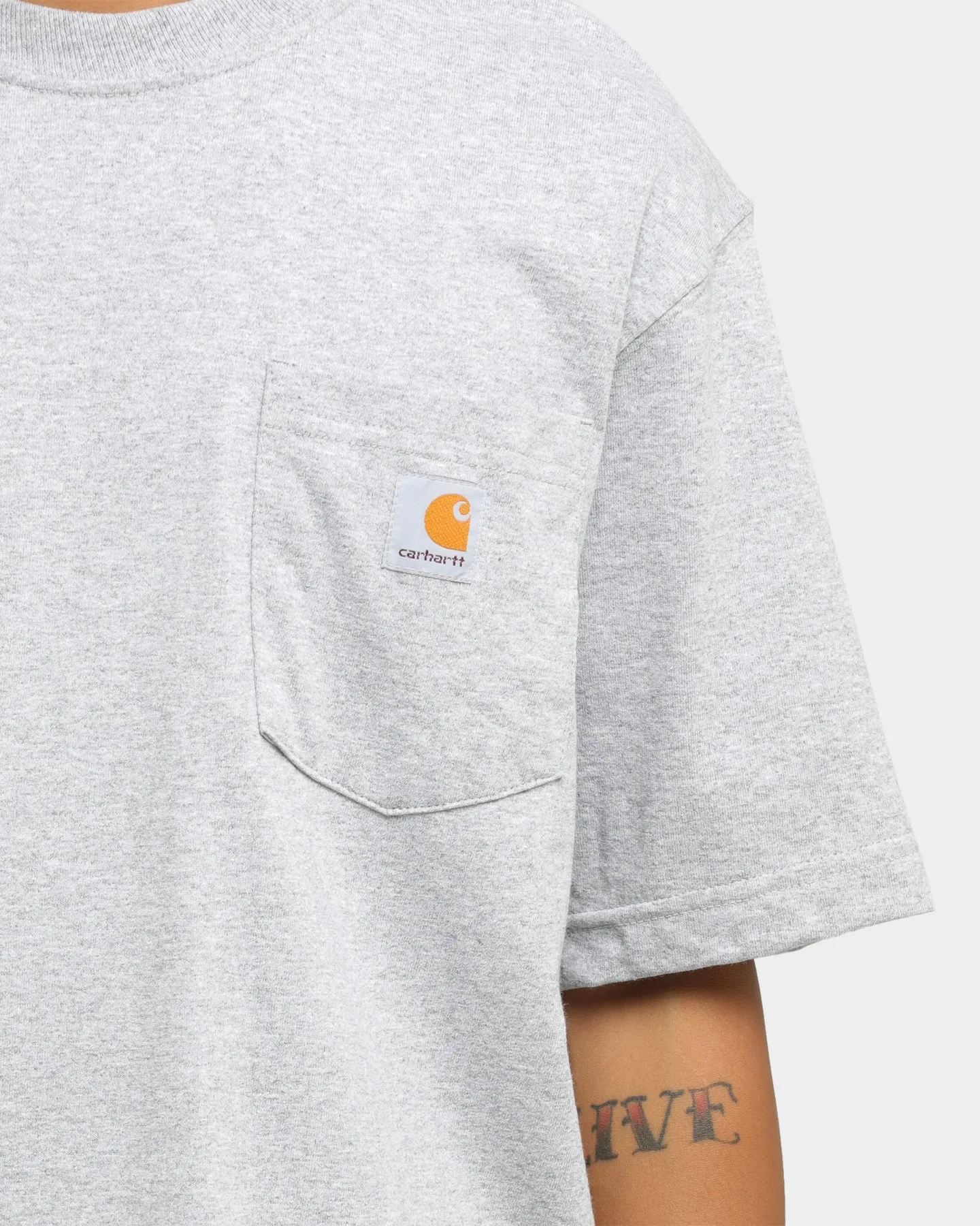 Carhartt Men's Carhartt Pocket Short Sleeve T-Shirt Heather Grey Comfortable Touch Pocket Reinforcement