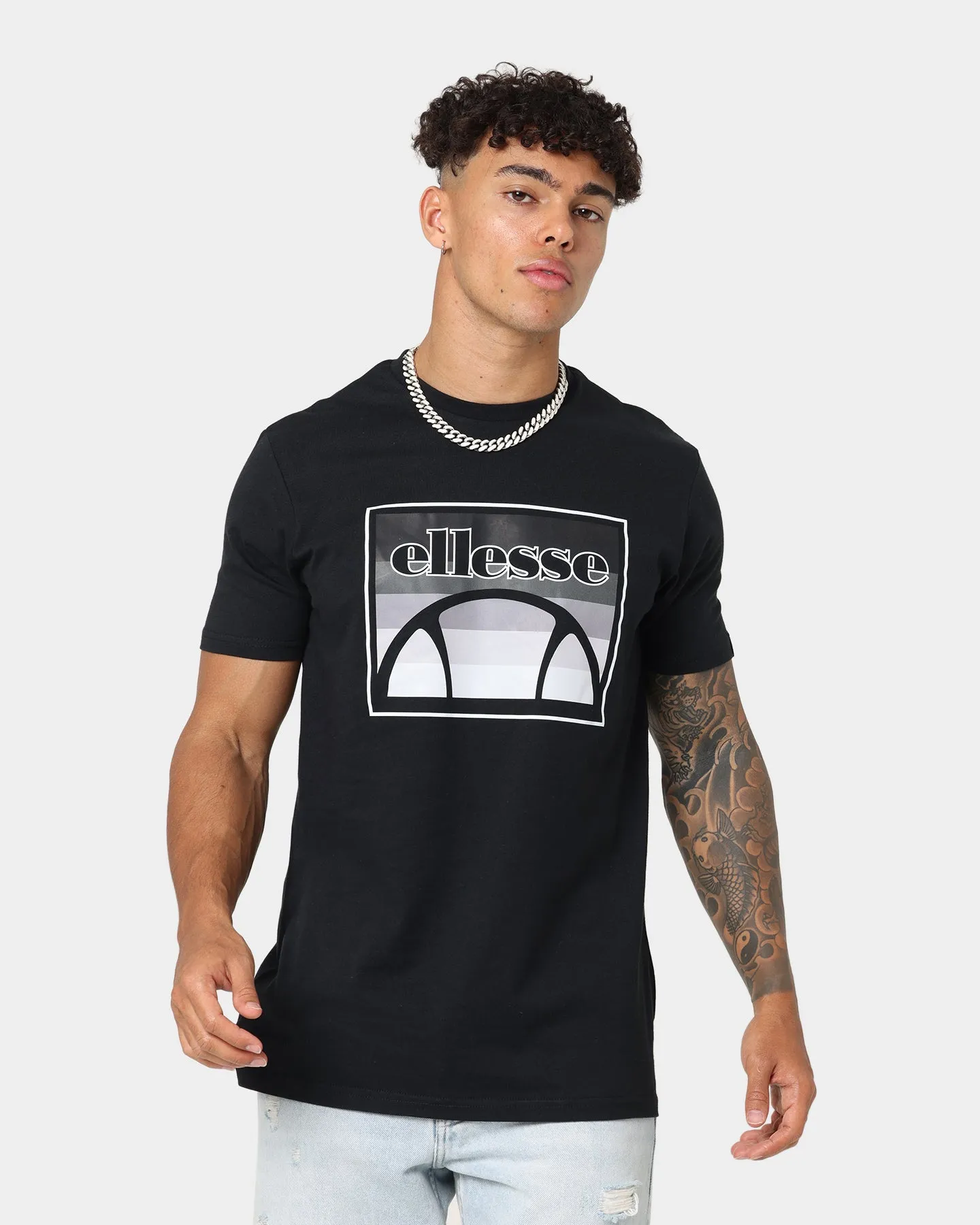 Cozy Design Seam Free Edging Ellesse Pinupo T-Shirt Black