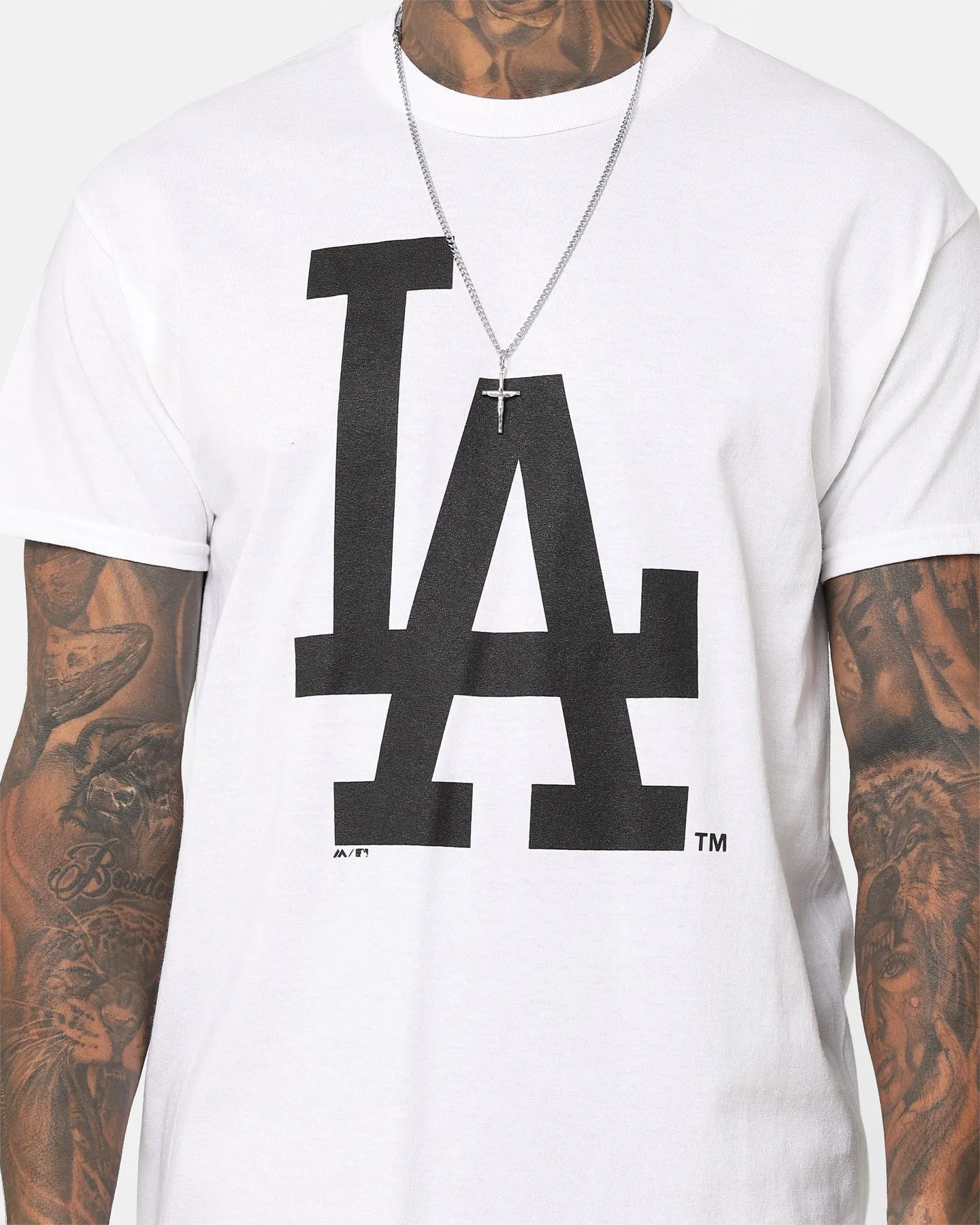Sports Outfit Smart Casual Majestic Athletic Los Angeles Dodgers Prism T-Shirt Vintage White