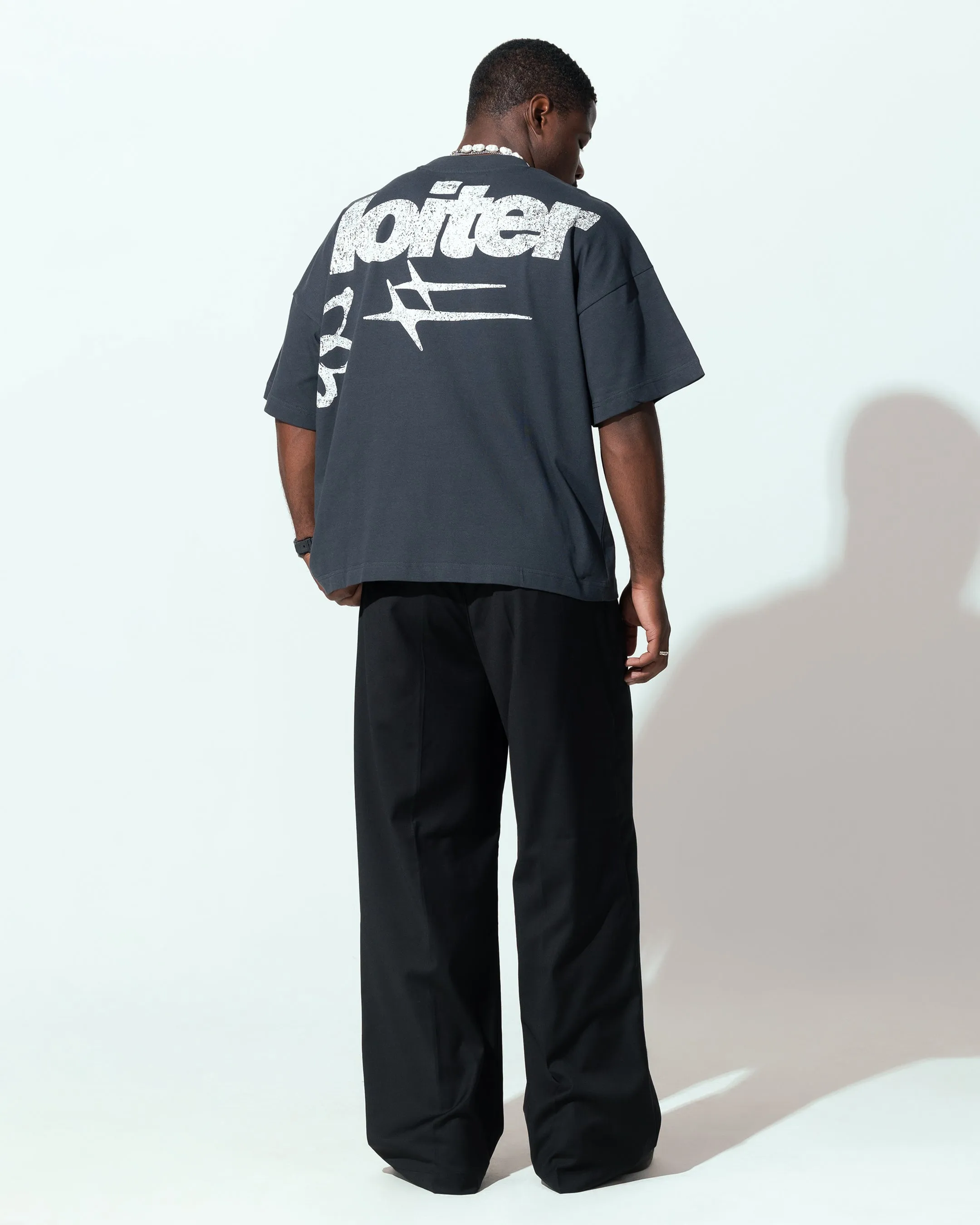 Loiter Flowerbed Box T-Shirt Charcoal Seasonal Casual Simple Comfort