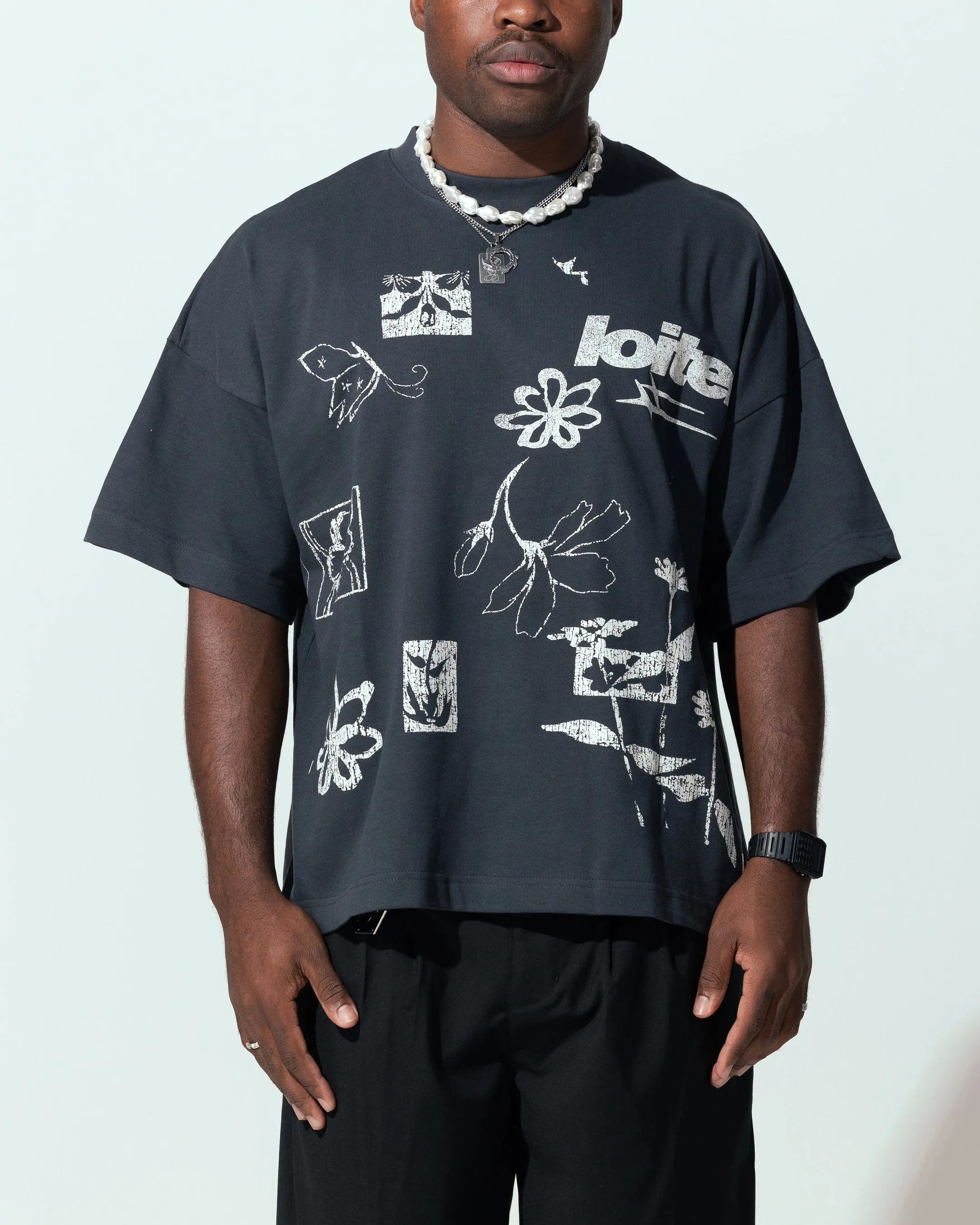 Effortless Wearable Loiter Flowerbed Box T-Shirt Charcoal