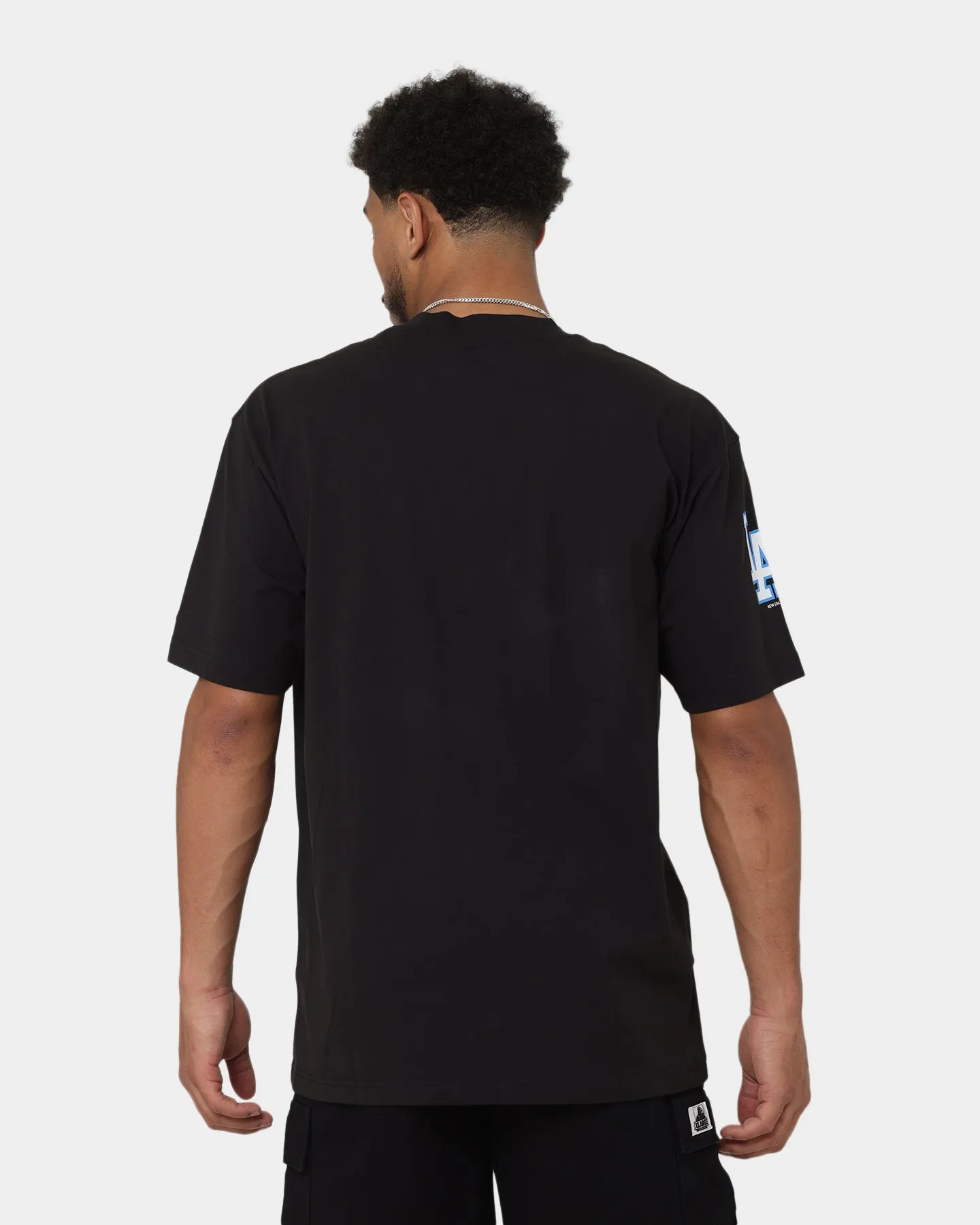 Wide Neck Opening New Era Los Angeles Dodgers Retro Outline Logo T-Shirt Black