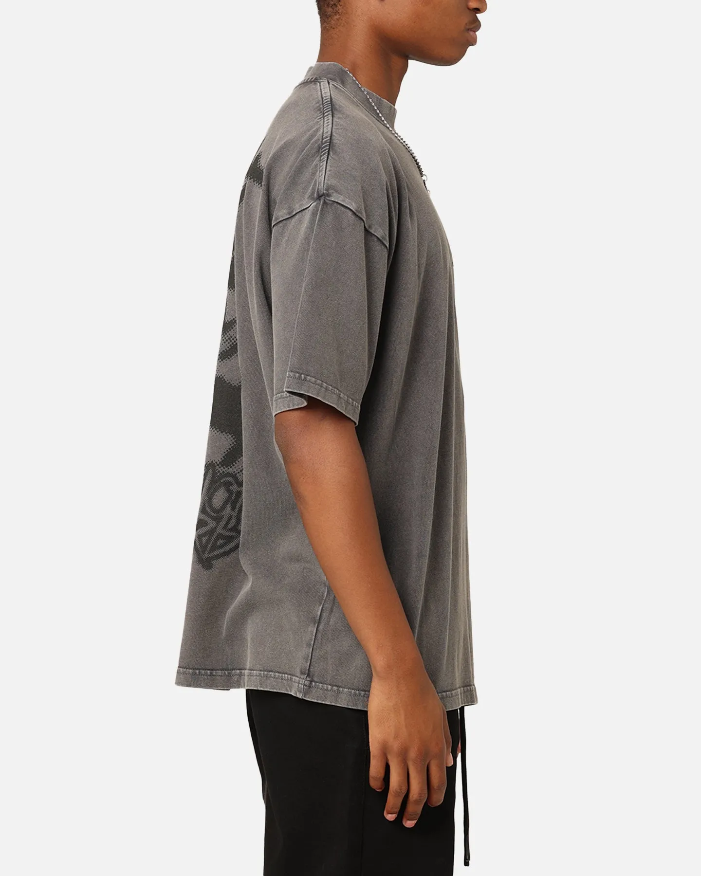 Stylish piece Fashionable Look Saint Morta Do Not Disturb T-Shirt Washed Charcoal