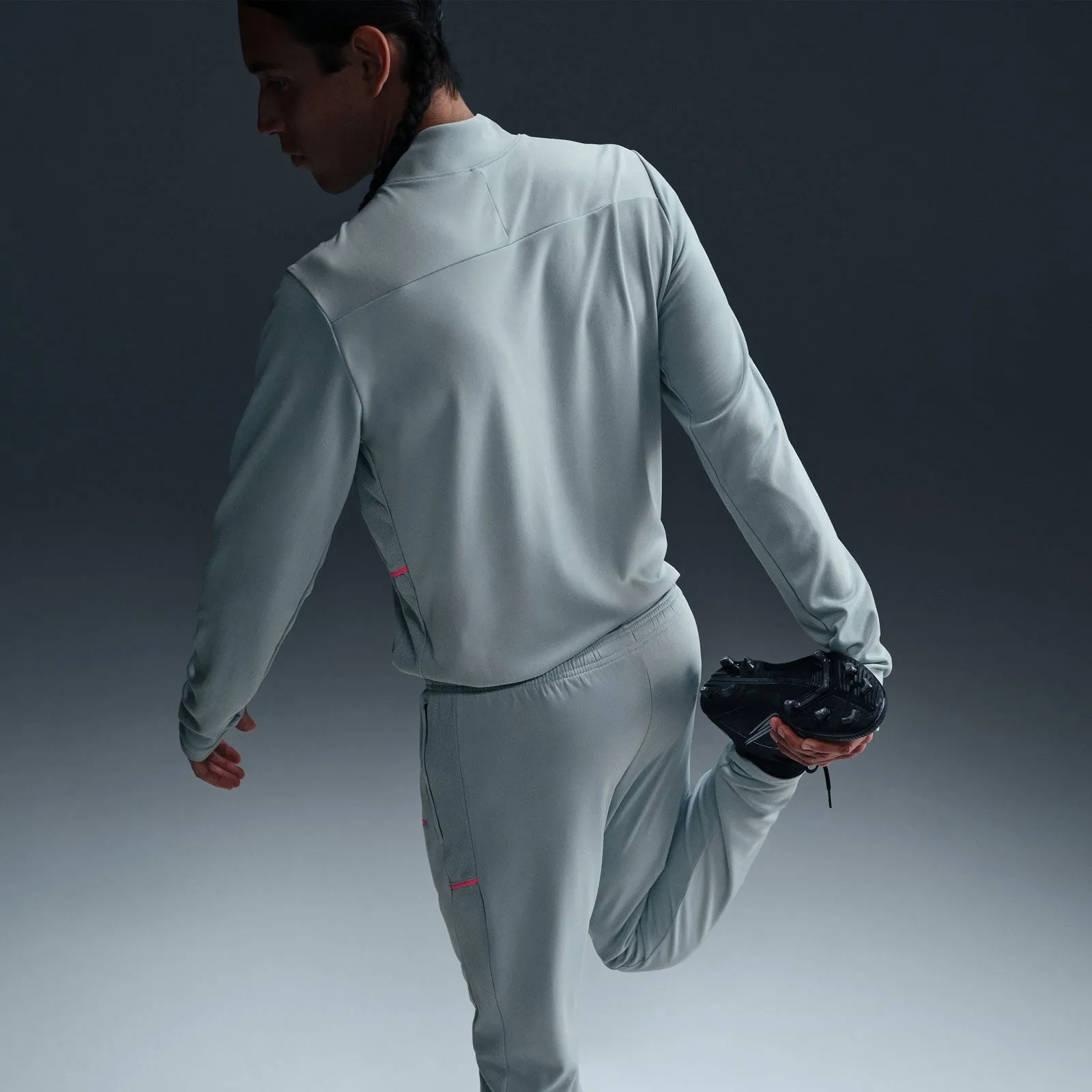 Nike Academy Mens Dri-Fit Soccer Pants High WaistedFit Foot Supportive Design