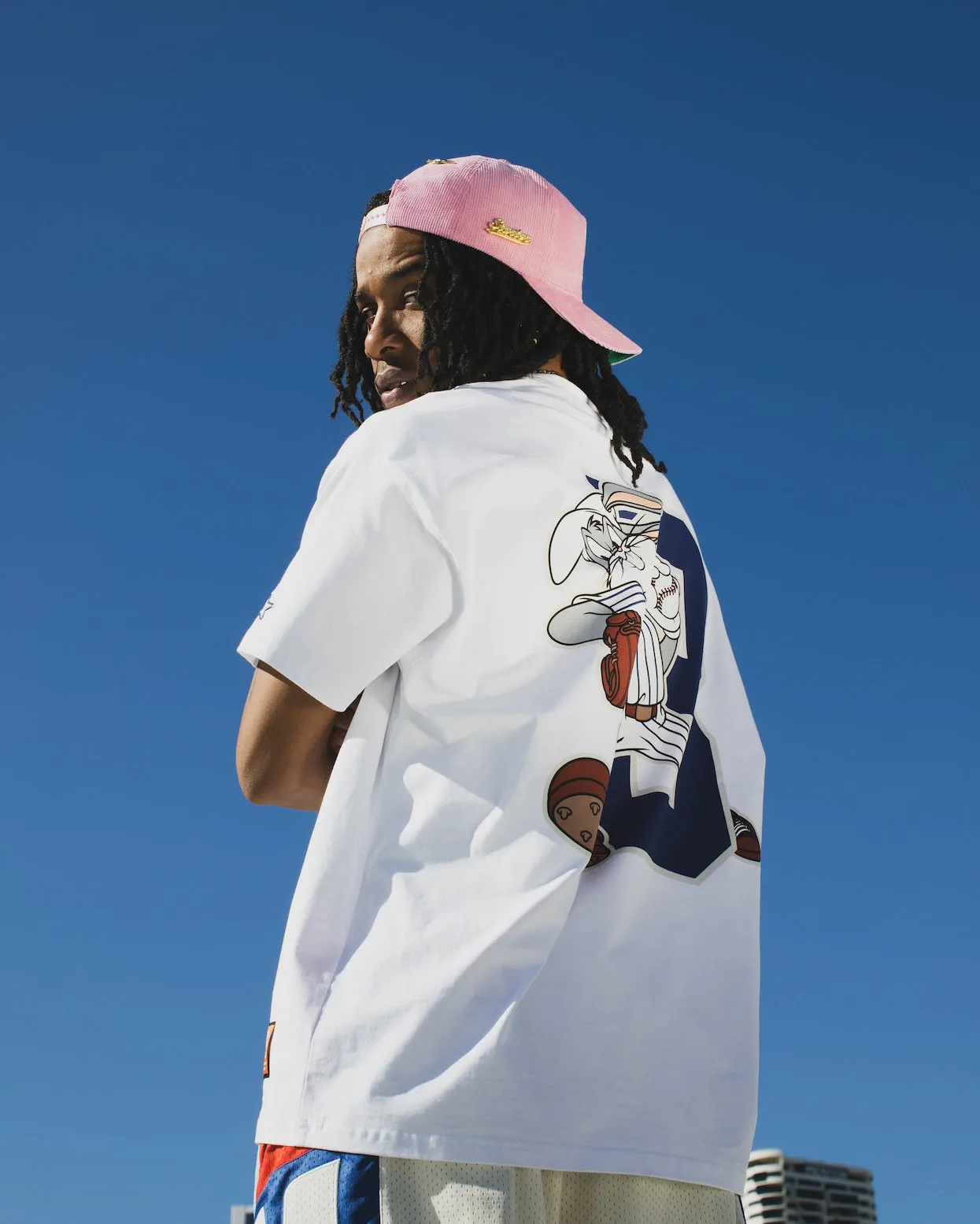 HighThreadCount Starter X Looney Tunes Bugs Baseball T-Shirt White