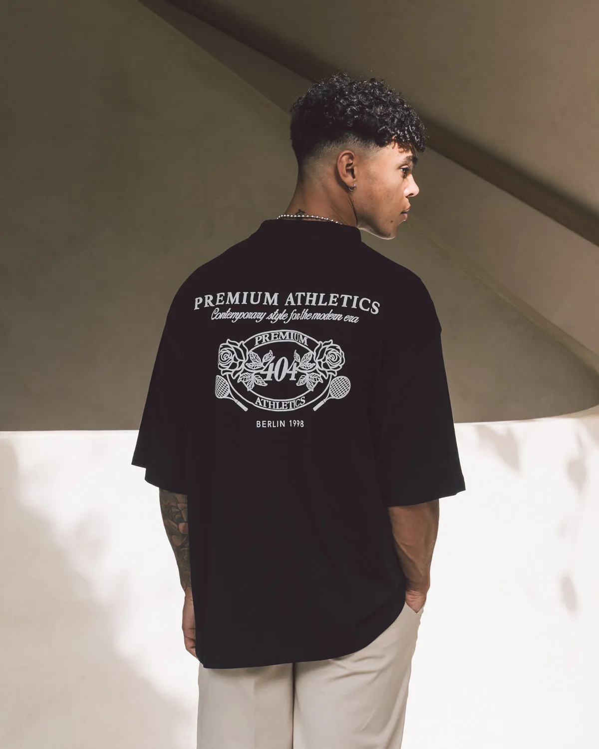 Simple Fashion 404 Premium Athletics Vintage T-Shirt Black