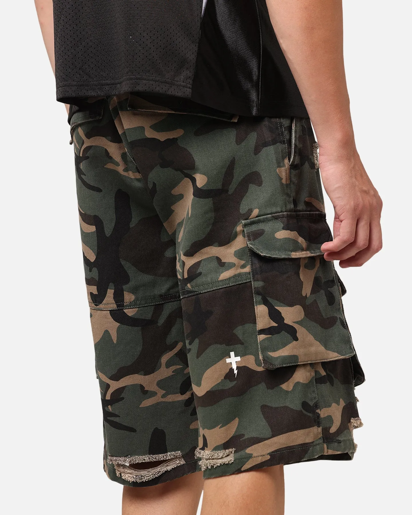 The Anti Order Artillery Baggy Cargo Shorts Woodland Camo Stretch Fit Tangle Free Cuffs