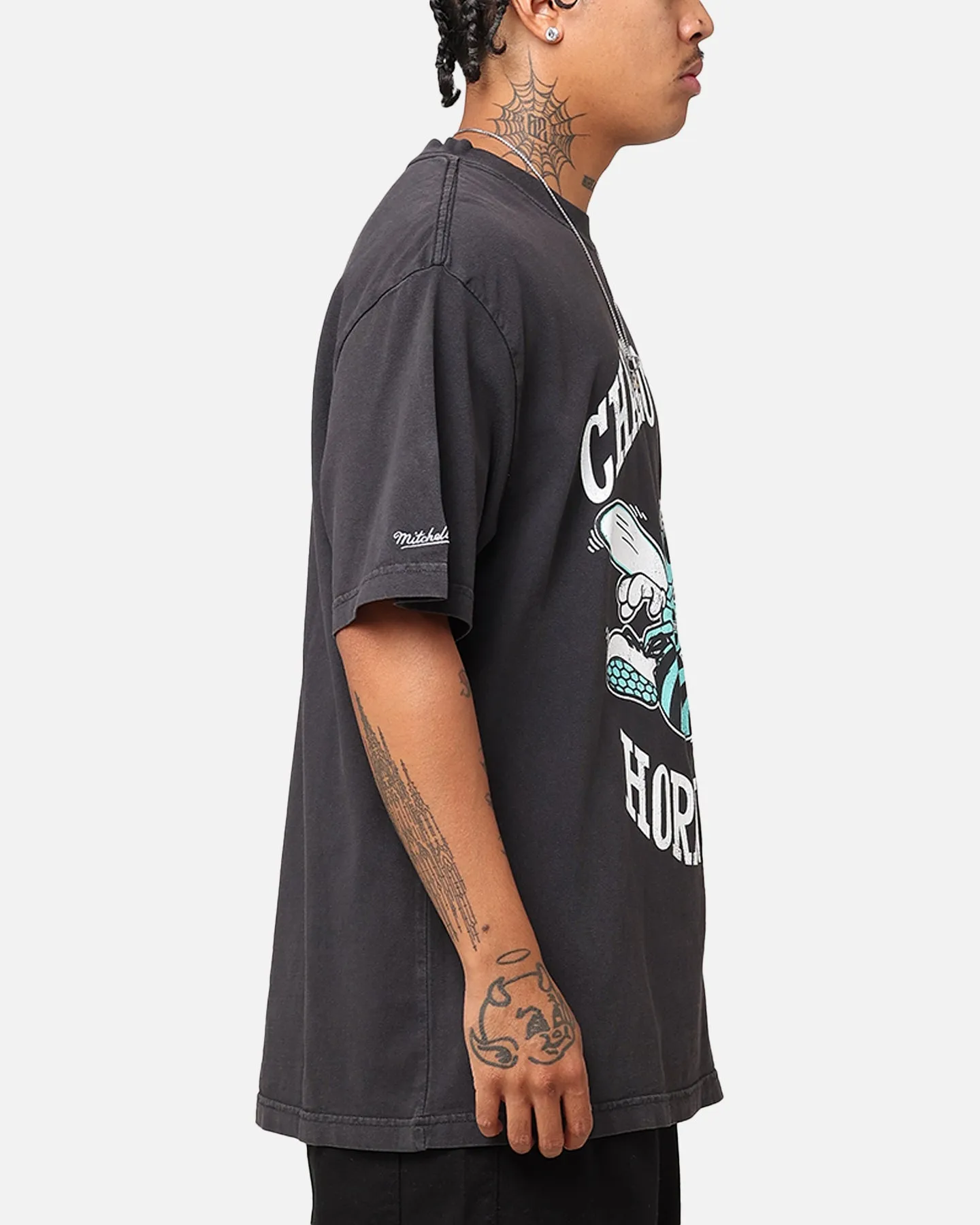 Mitchell & Ness Charlotte Hornets Ice Blue Logo T-Shirt Faded Black Soft and Cozy
